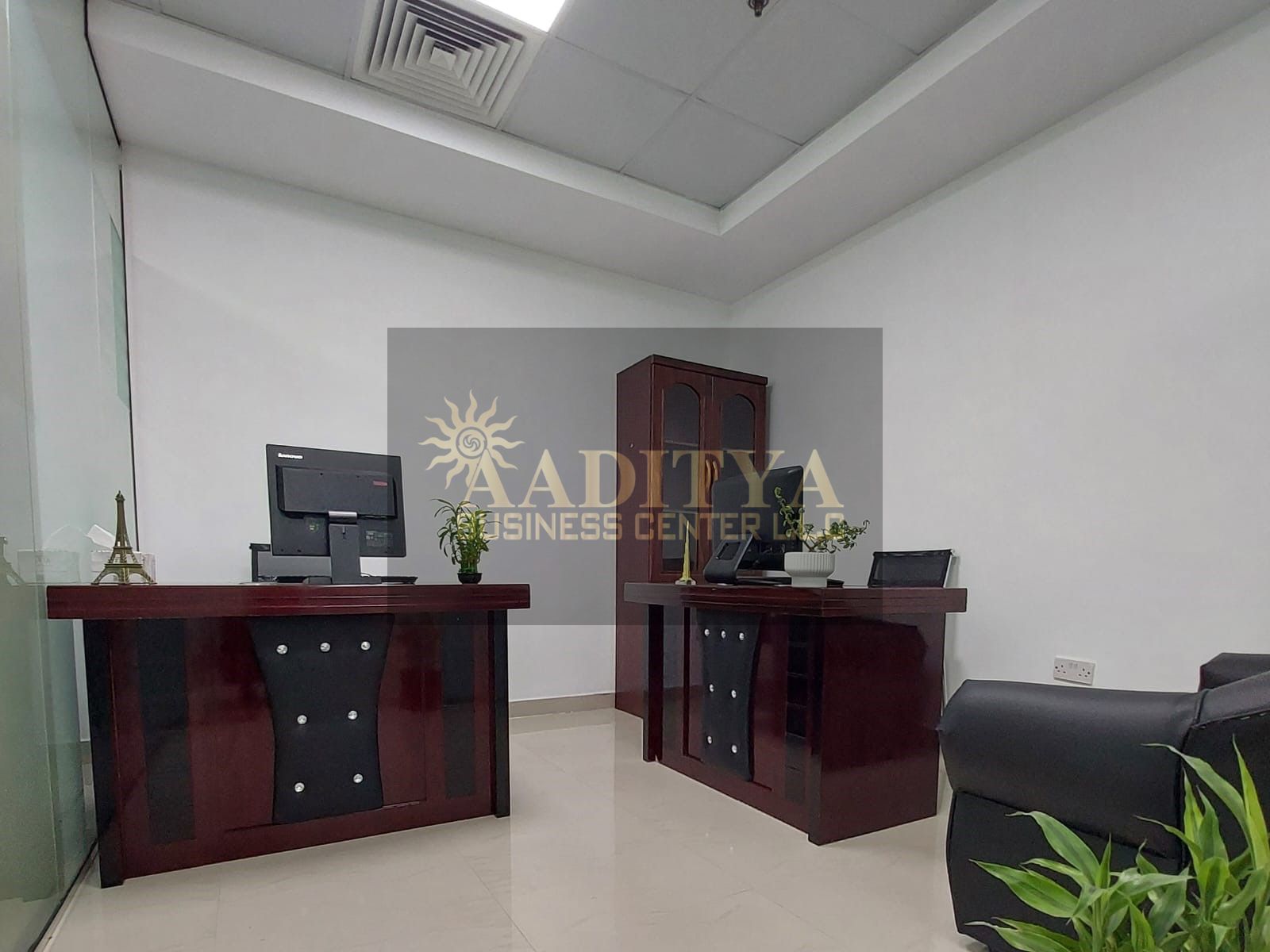 Discover the joy of hassle-free renting| Fully fitted office for Rent