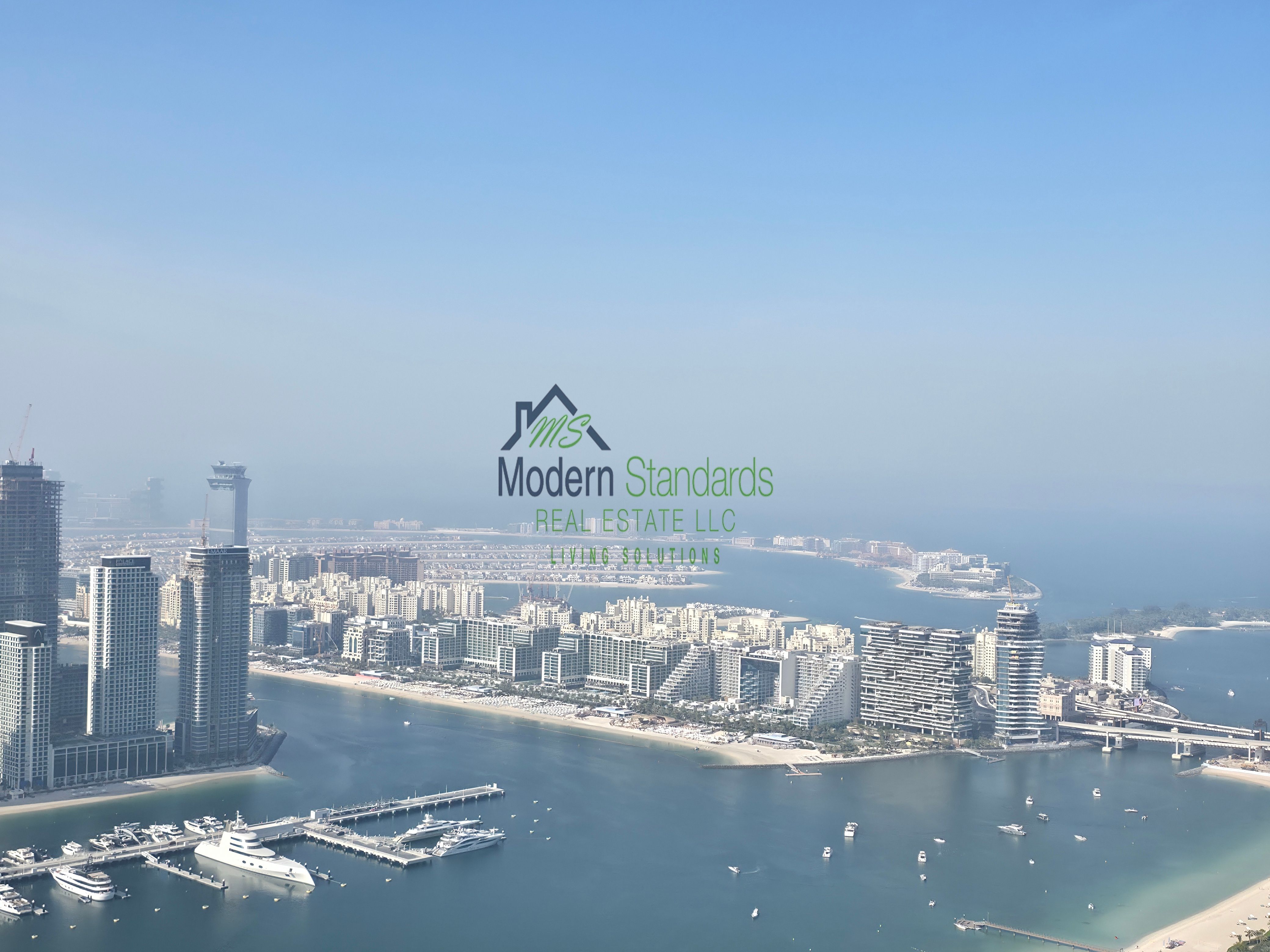 Palm View l High Floor l Fully Urgraded- Fully Furnished - 4 BR +M+Store