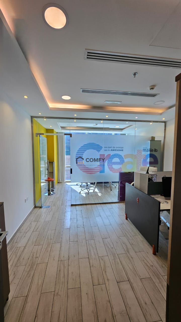 Chiller free| Semi-Furnished with partition installed| Bay square view