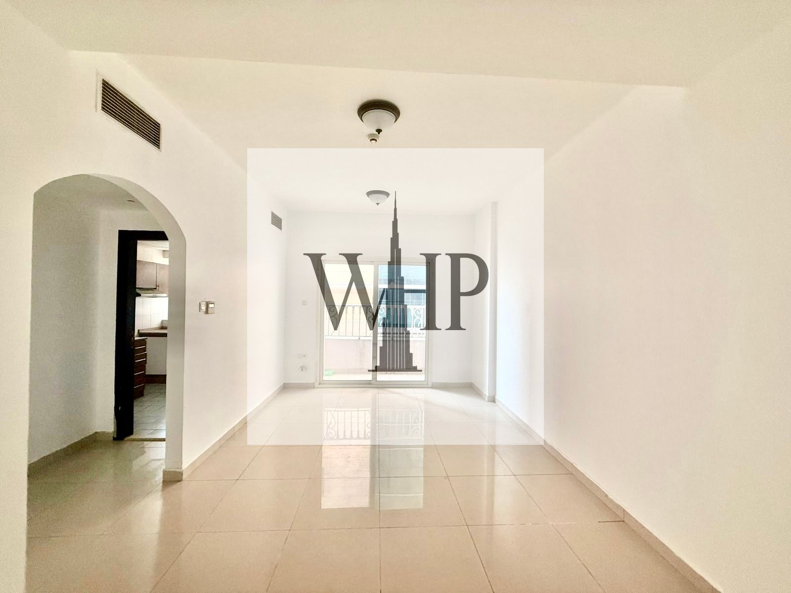Spacious 2bhk with Balcony at prime Location