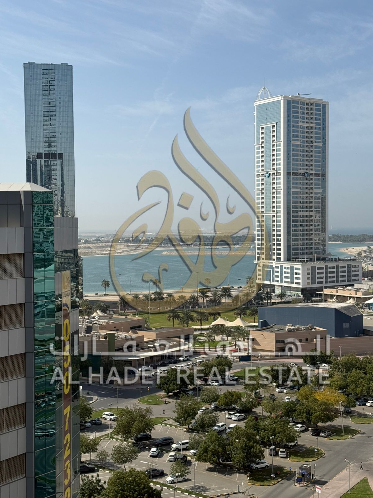 Available: 2-bedroom apartment with a separate living room and 2 bathrooms. Practical layout offering comfort and privacy, ideal for families. Located