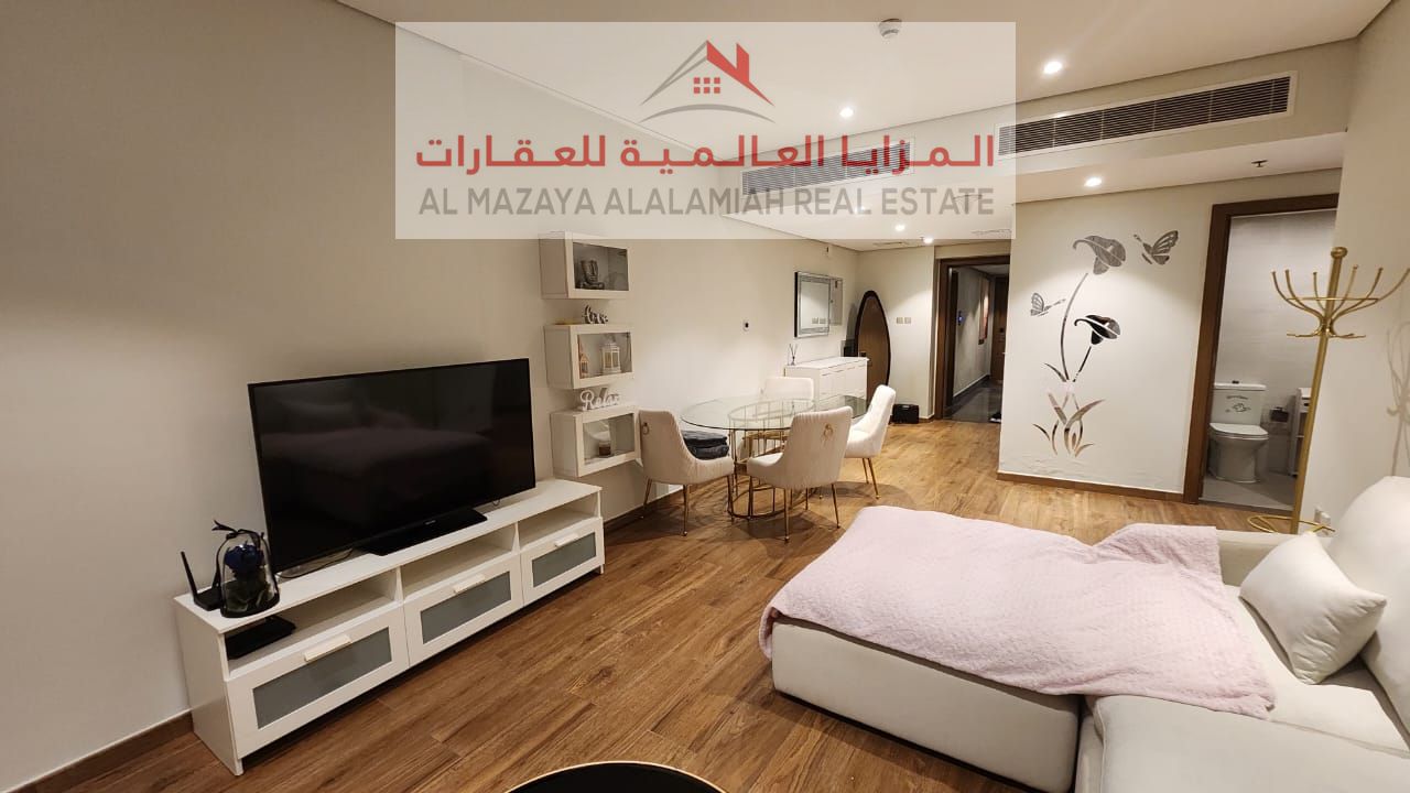 For rent monthly - fully furnished one-bedroom apartment and living room with hotel furniture - Sharjah - Al Tawwoun