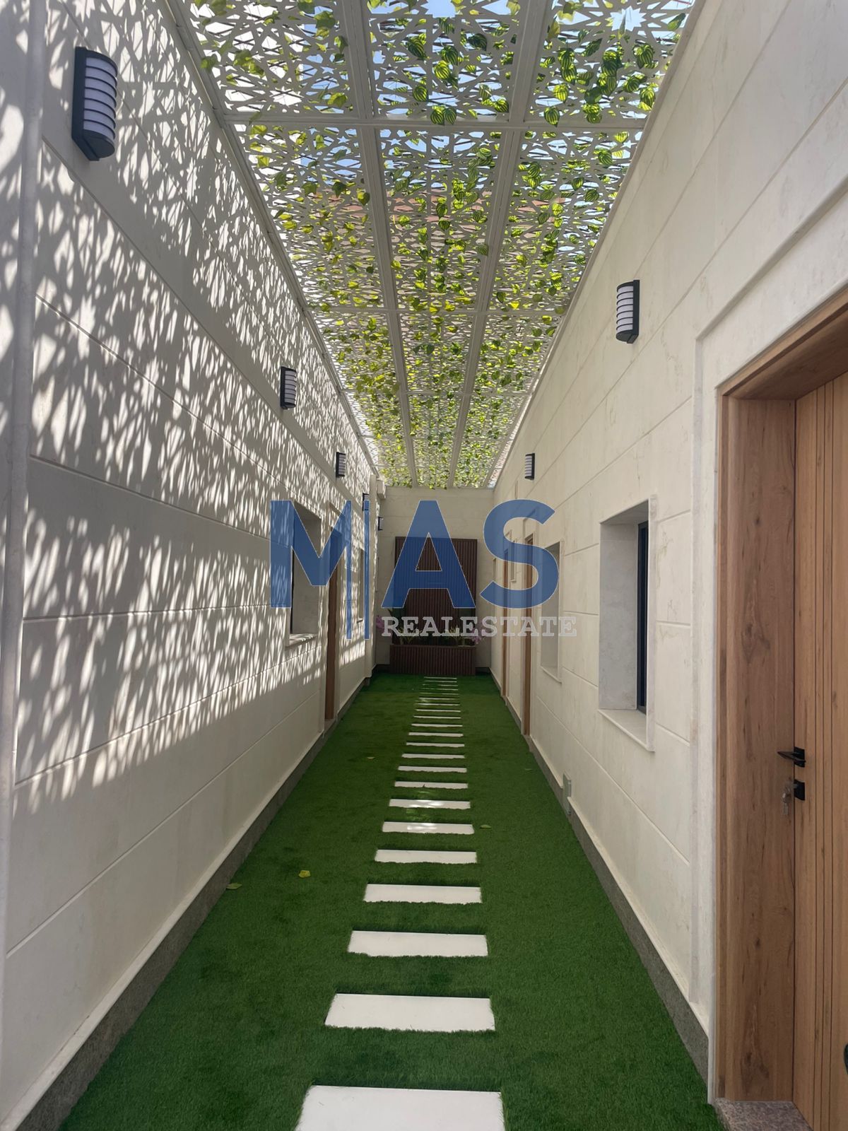 Villa for Sale – Al Mansoura, Sharjah | Corner Plot