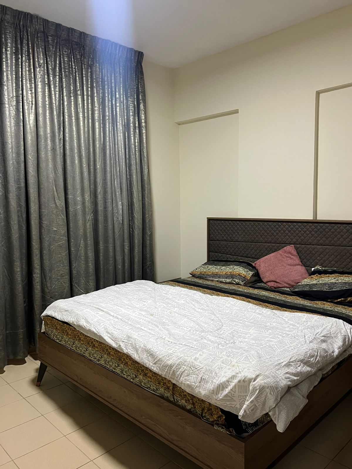 Spacious 2Bhk Available On Monthly Basis | Fully Furnished | In Just 4300