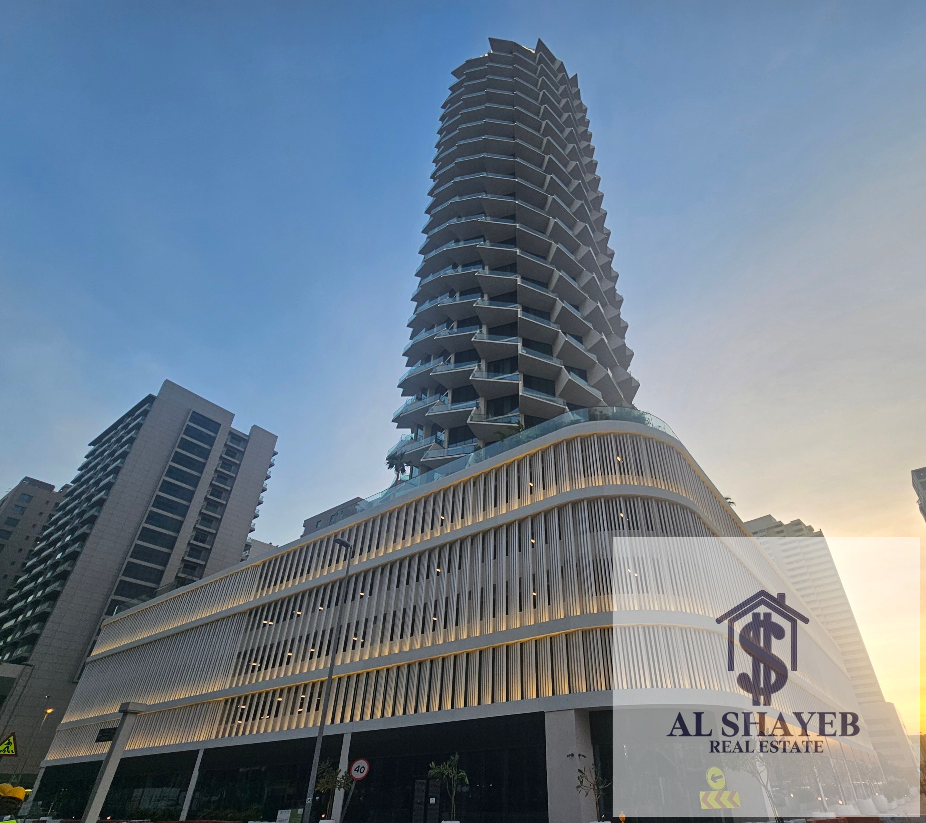 Prime Retail Shop for Rent | Huge Space | Main Entrance Location | Binghatti Royale