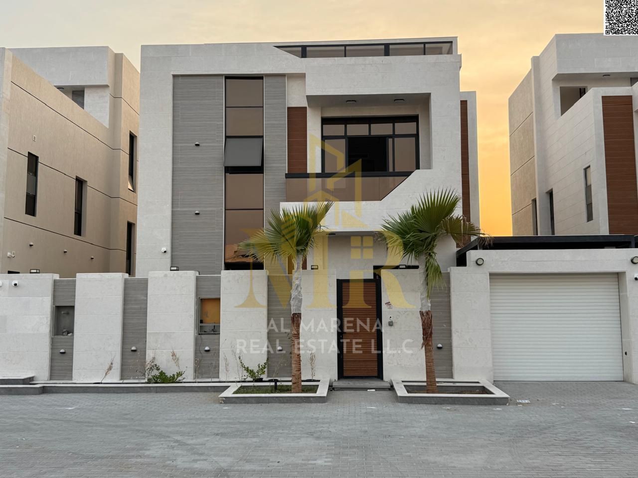 A villa with electricity, water and air conditioning included, on the main street, ready to move in, in the most prestigious areas of Ajman. Freehold