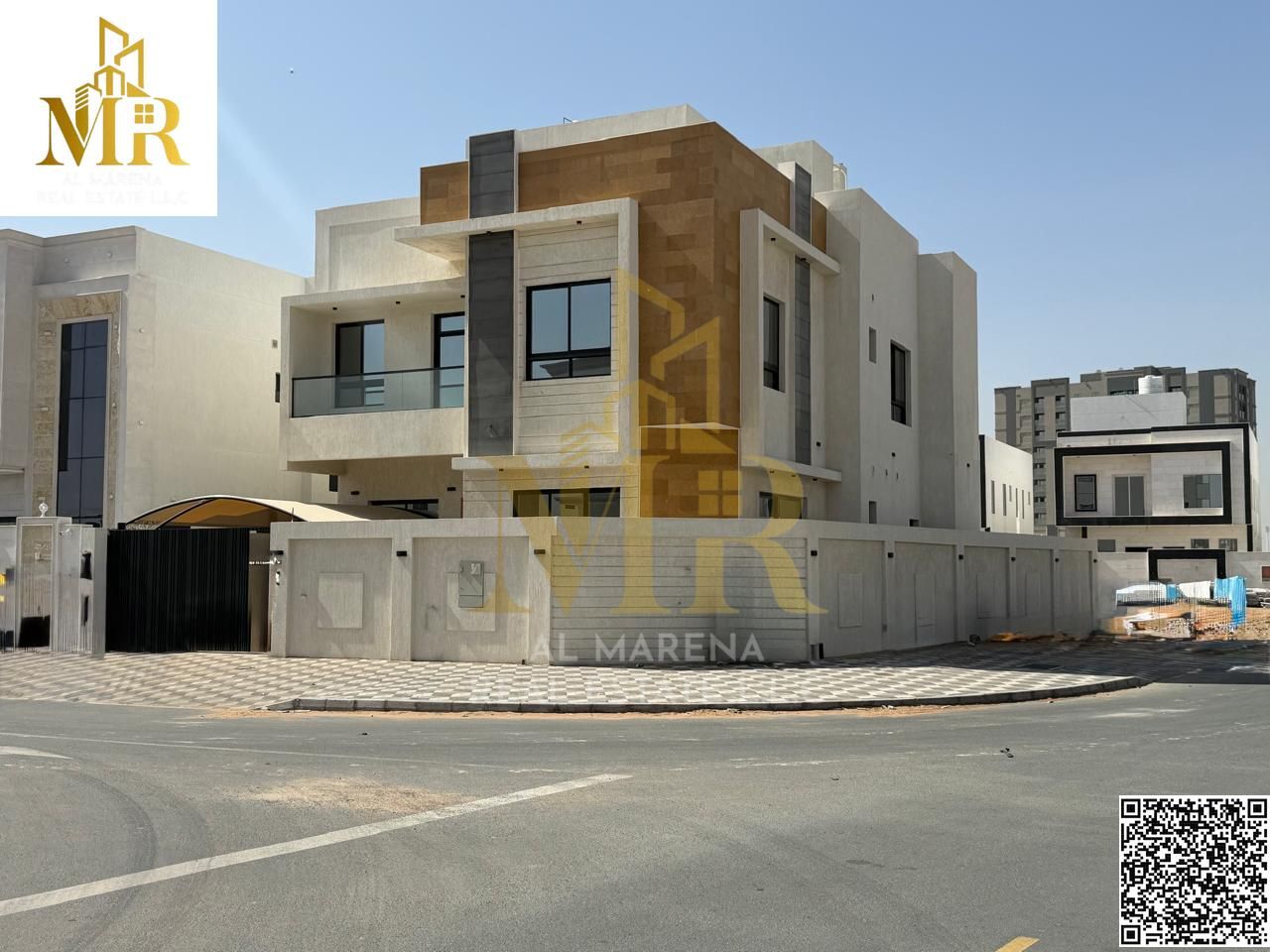 Luxury corner villa for sale in Al-Haliou 2 – 6 master bedrooms with roof and maid's room