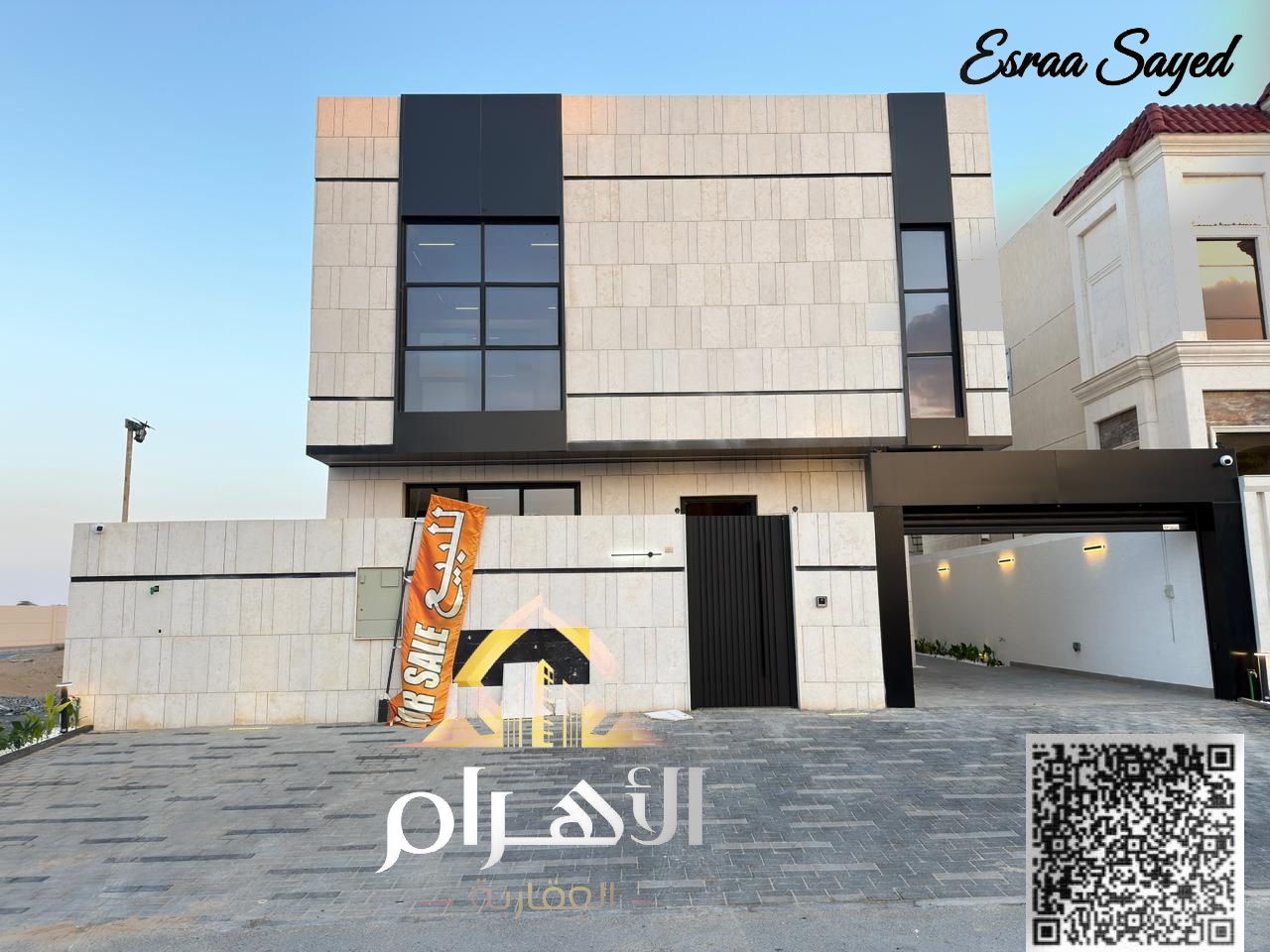 Modern villa, including registration and ownership fees, equipped with central air conditioning, consisting of 3 floors, with a large rooftop terrace.