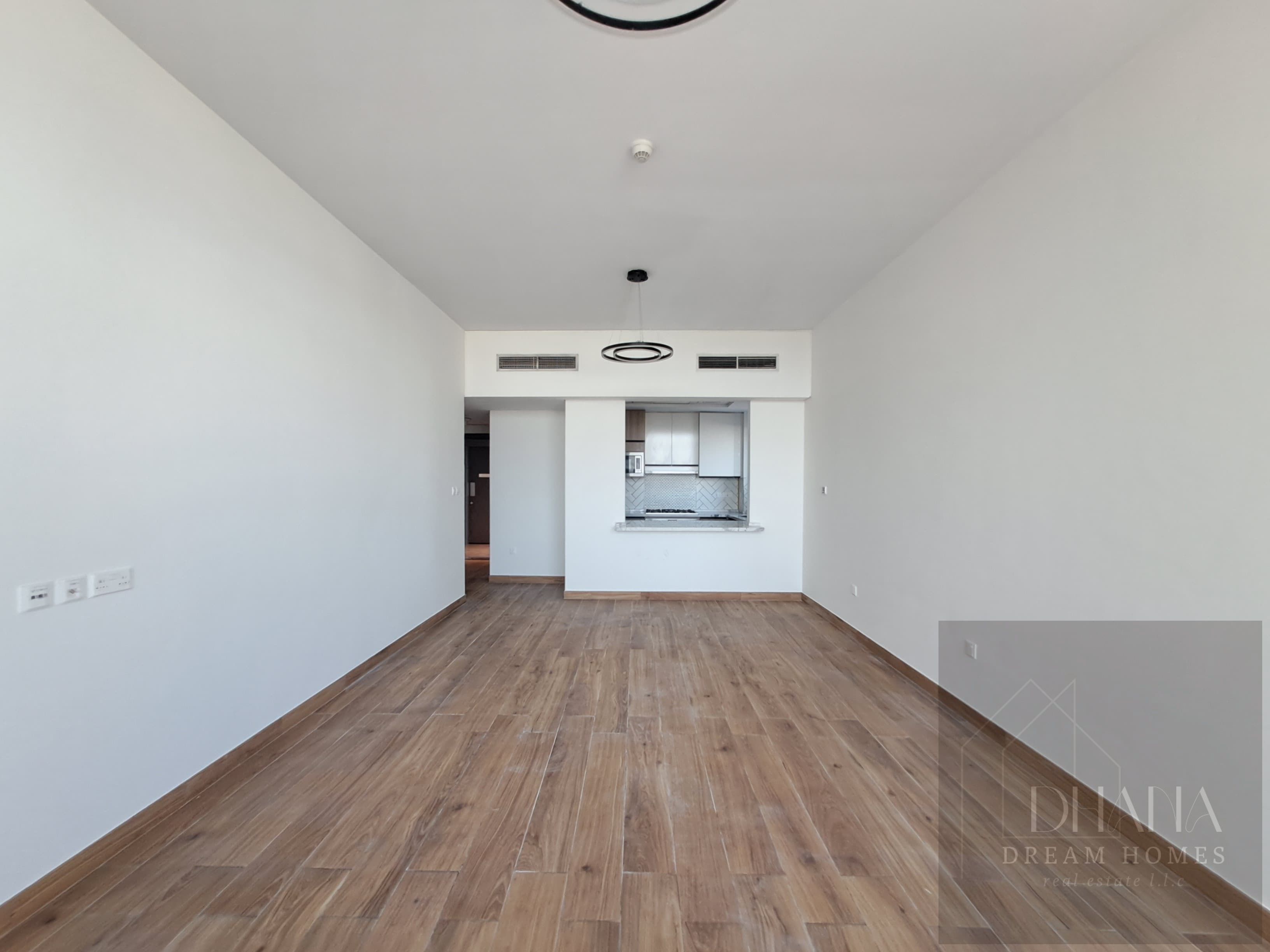 READY TO MOVE | 1-BHK WITH KITCHEN APPLIANCES & STOREROOM | HUGE & BRIGHT LAY-OUT