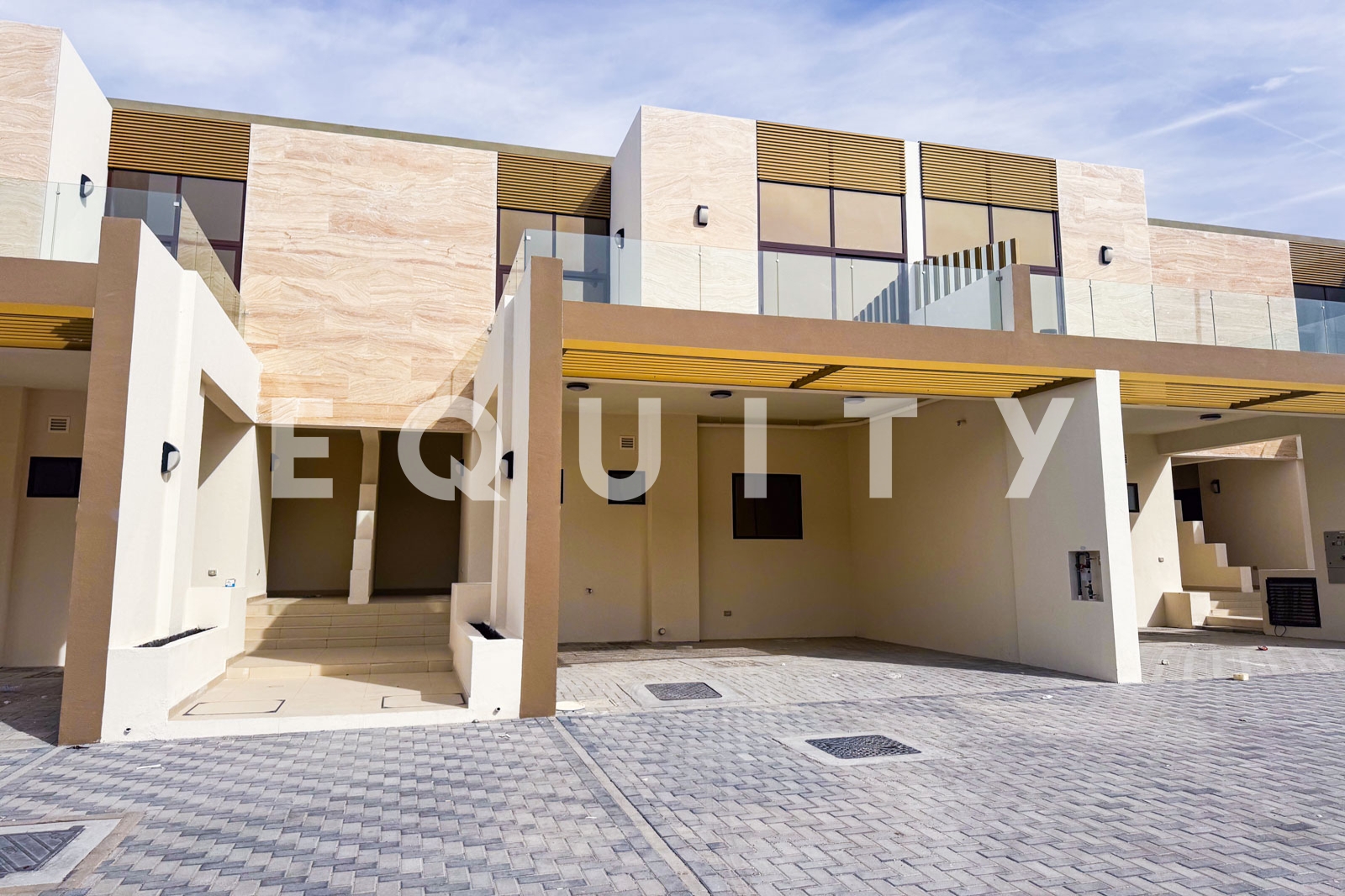Available Now | Unfurnished | Keys in Hand