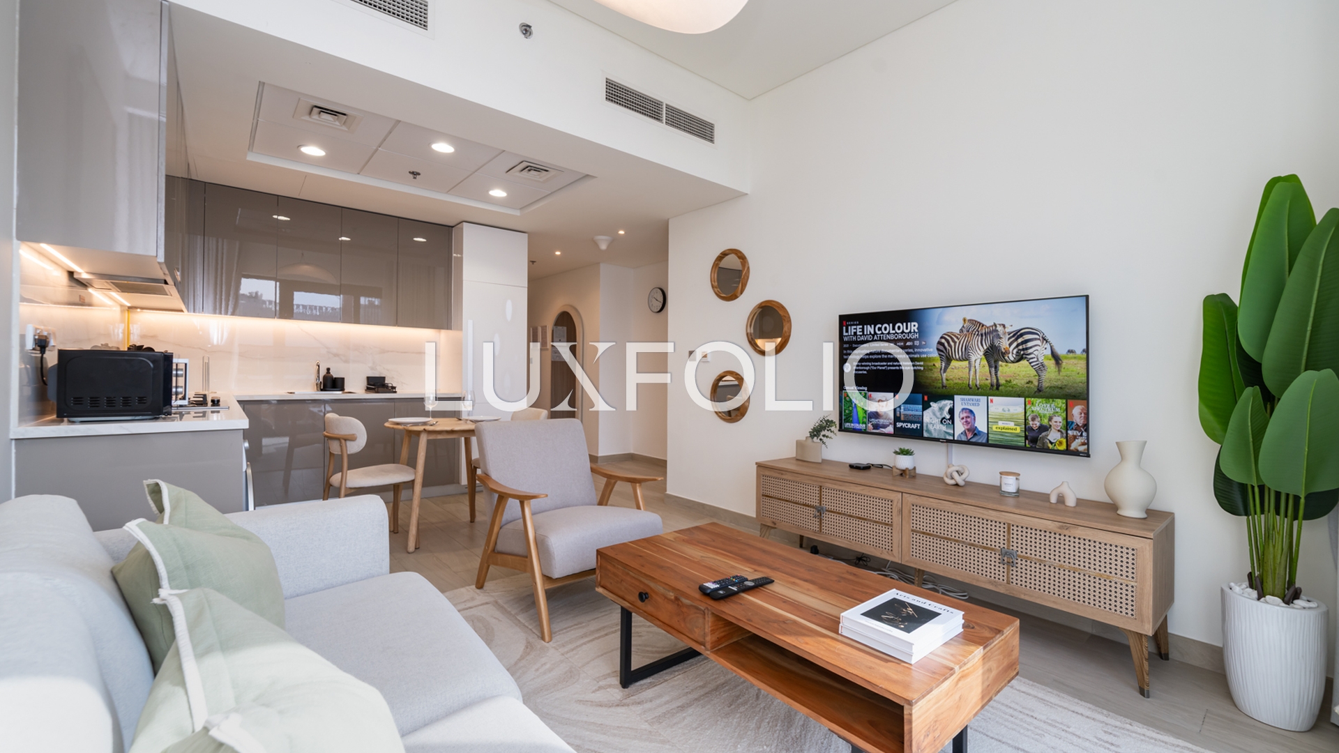 NEWLY FURNISHED 1BR AZIZI AVAILABLE NOW