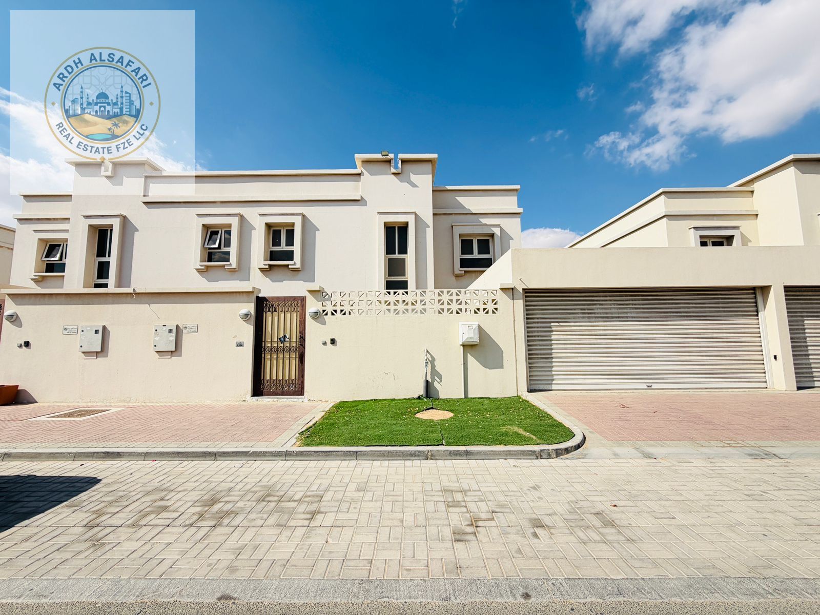 Spacious 3 Bedroom Villa | Maid room | parking | garden | wardrobe