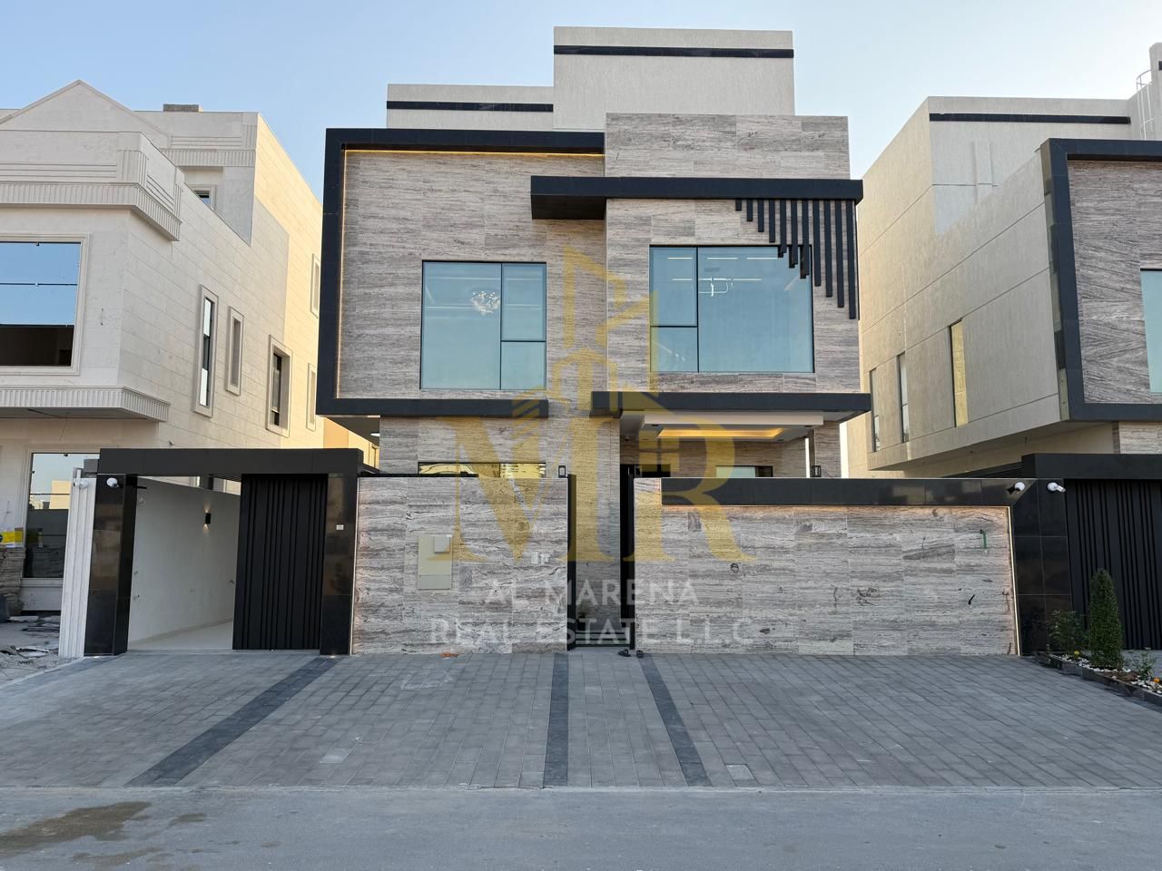 Villa for Sale – Al Yasmeen | Includes registration fees and central air conditioning. Ground Floor + First Floor + Roof | 5 Master Bedrooms + Majlis