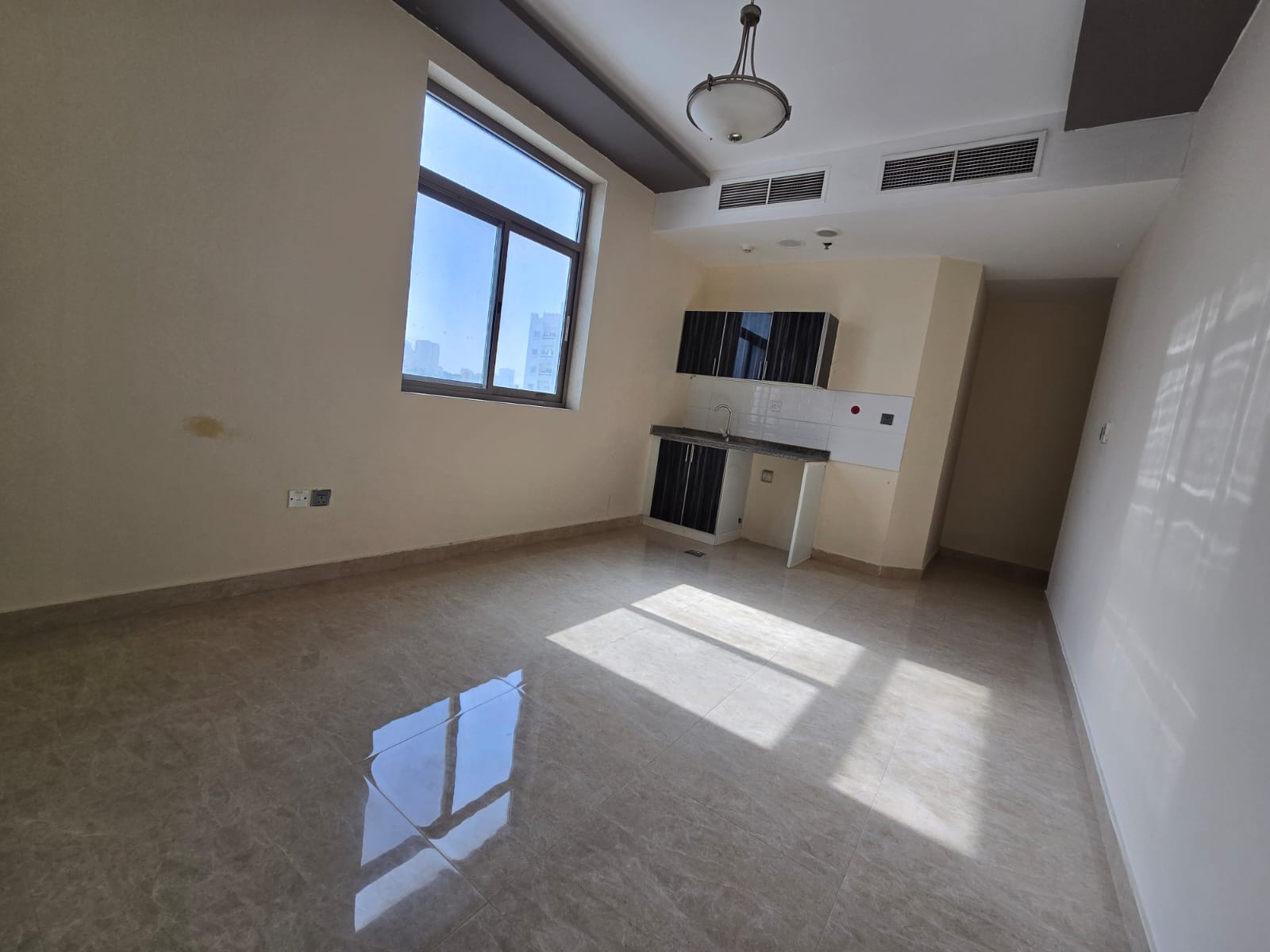 Spacious Studio for Annual Rent – Al Rashidiya Very large layout