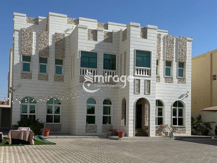 Huge 8BHK | Perfect Deal | Great Community