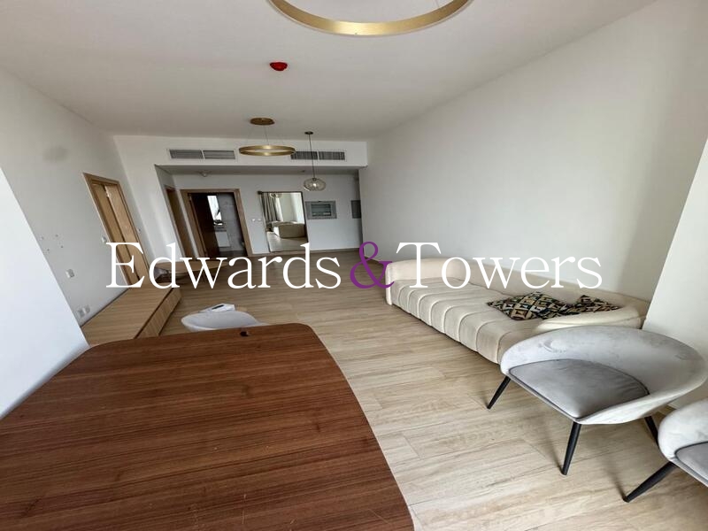 Exclusive 1 Bedroom | Modern | Vacant