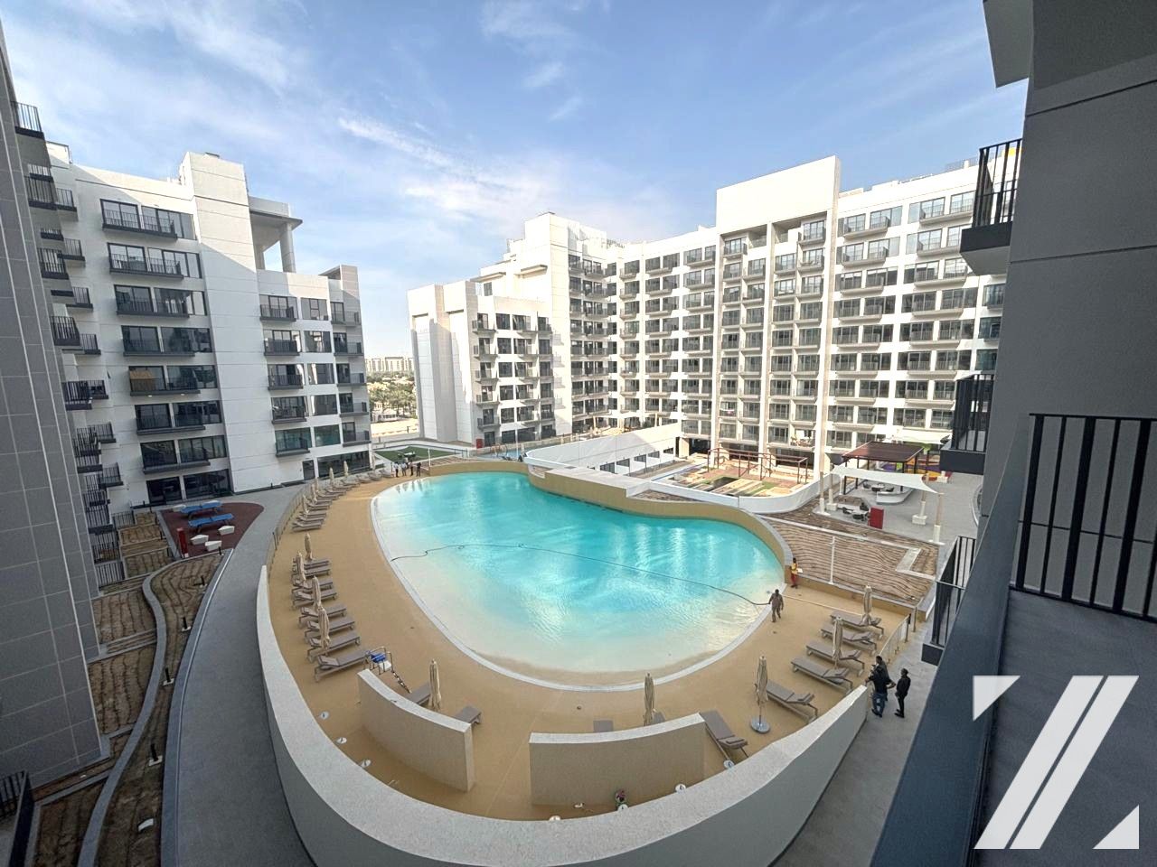 Brand New 1BR with Pool View I High- end Amenities