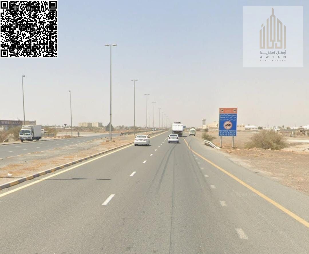 For sale: commercial and residential land in the Emirate of Ajman, Al Manama area, Block 5. The land is located directly on the main street, Ras Al