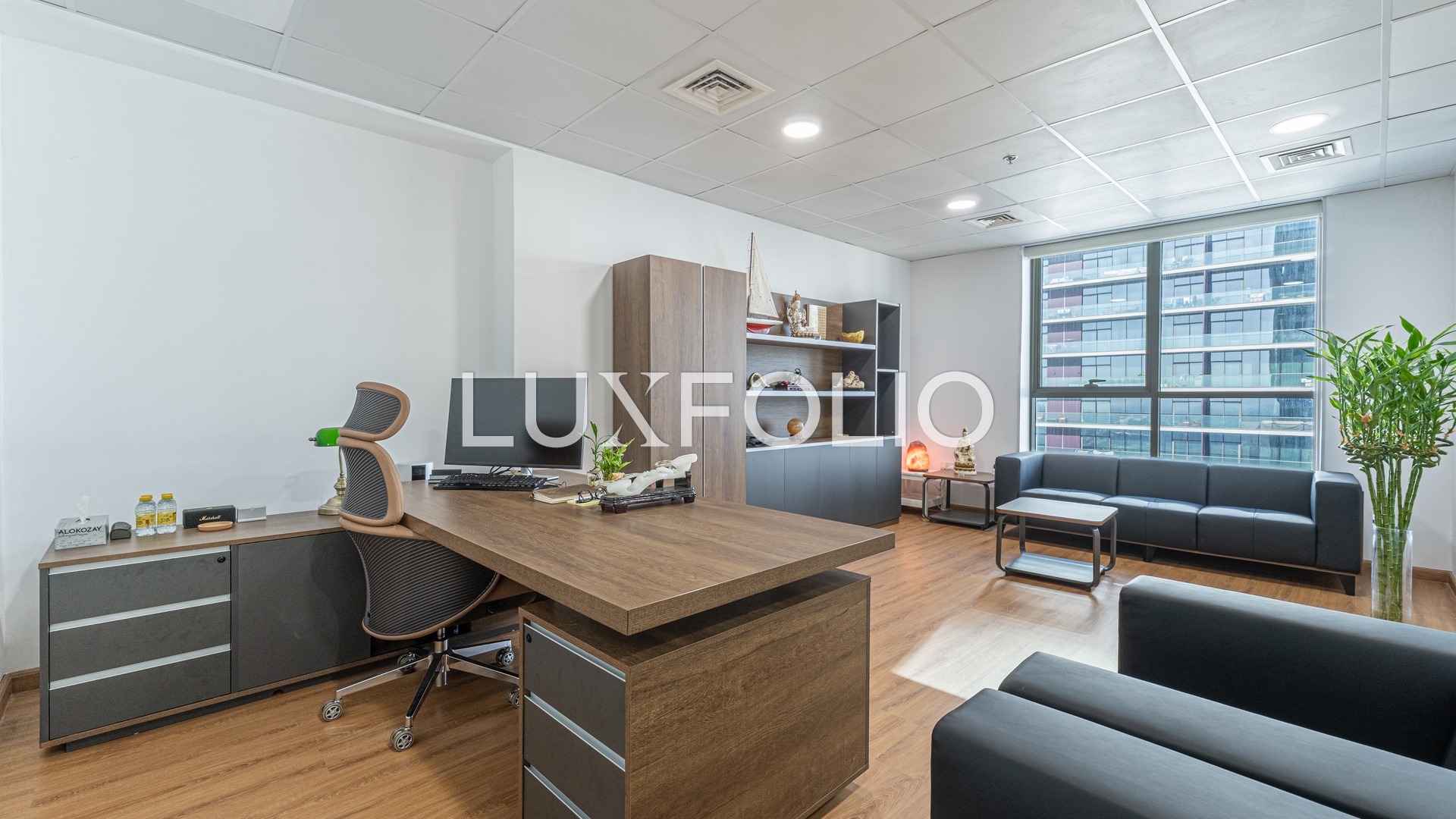 Lake View | High Floor | Fully Furnished