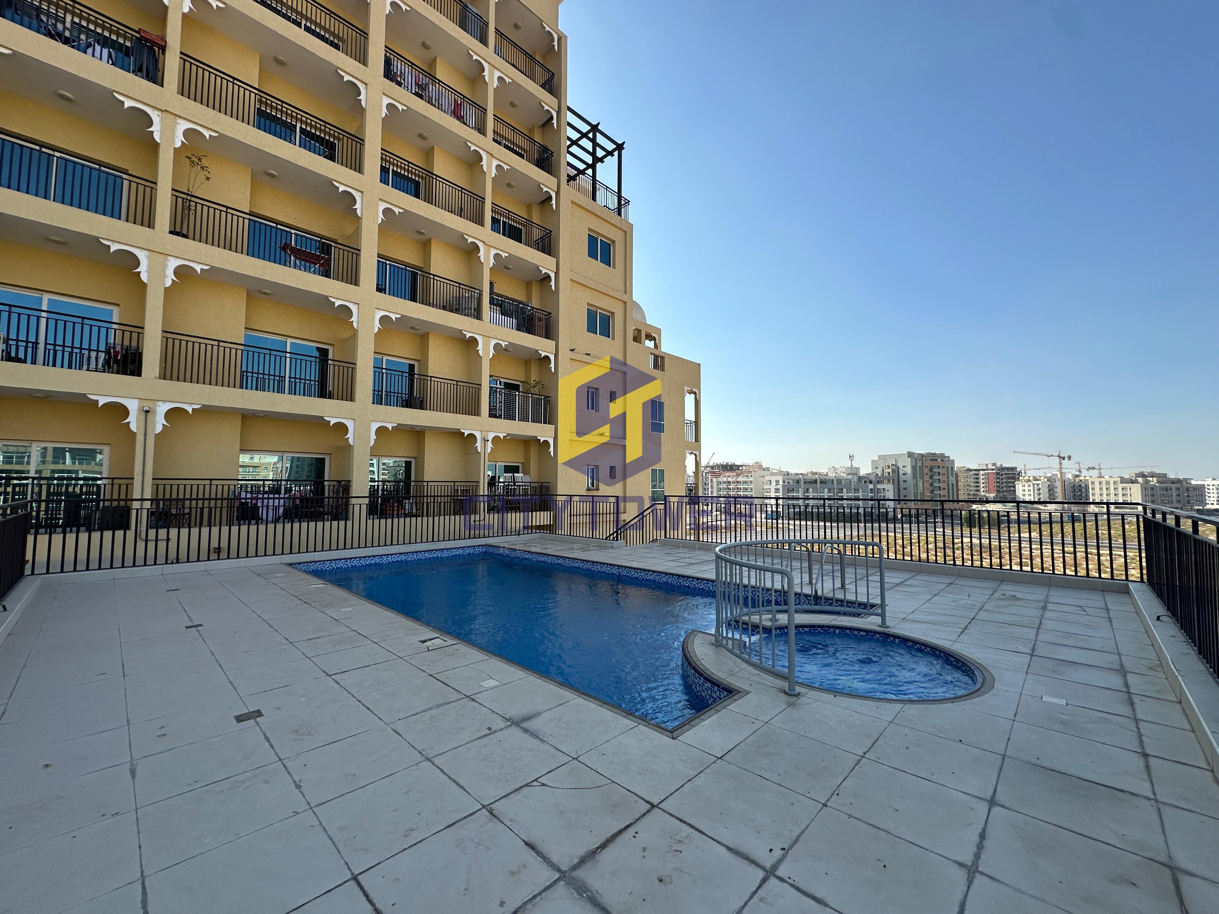 Bright and Large 1 Bedroom Apartment Available with Balcony Pool Gym