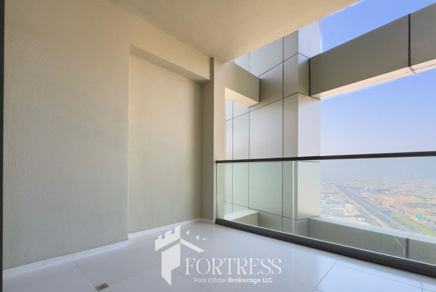 NEGOTIABLE | HIGH FLOOR | STORE/MAID'S ROOM