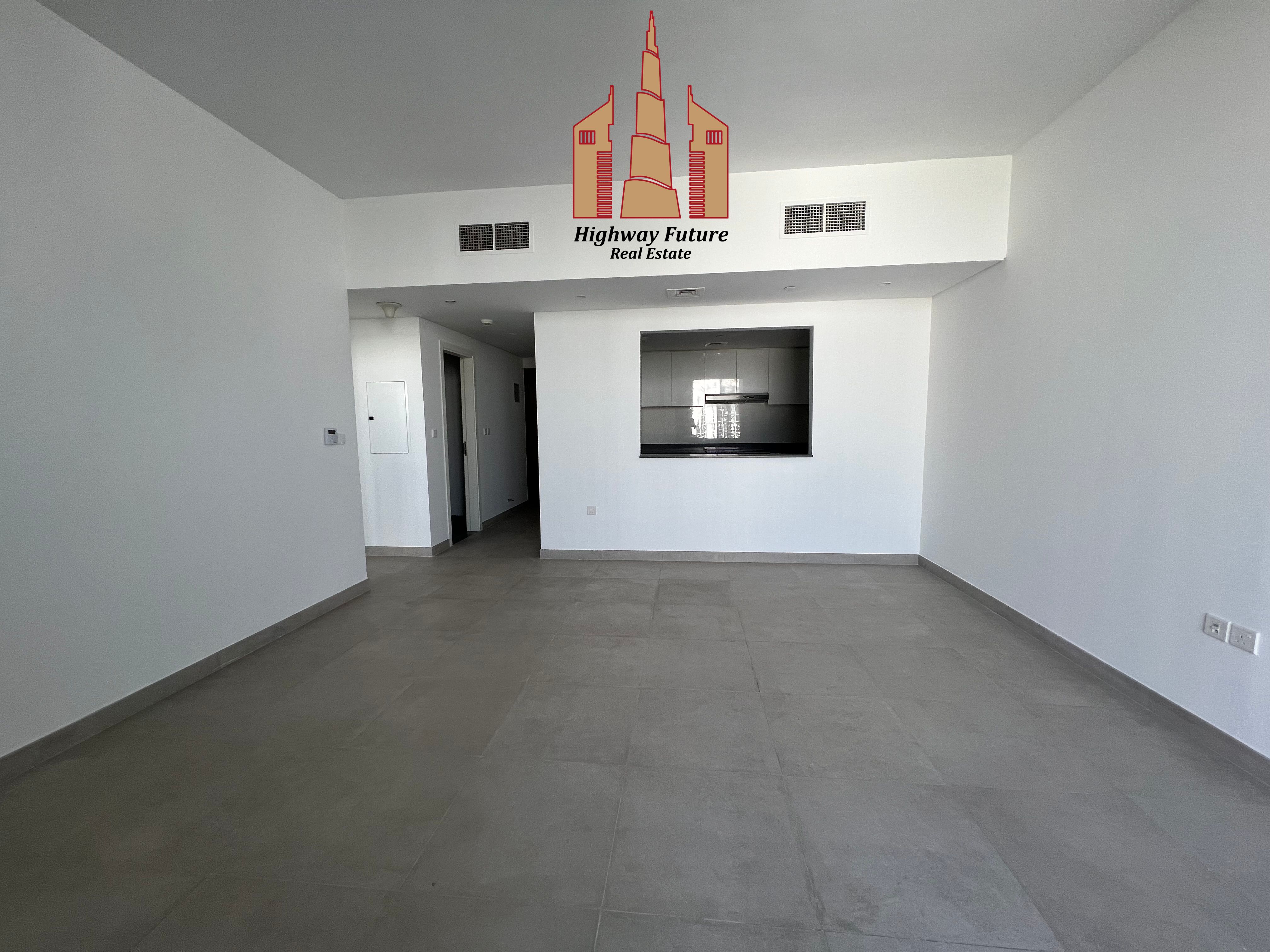 luxurious 1bhk with balcony and close kitchen ready to move hot offer