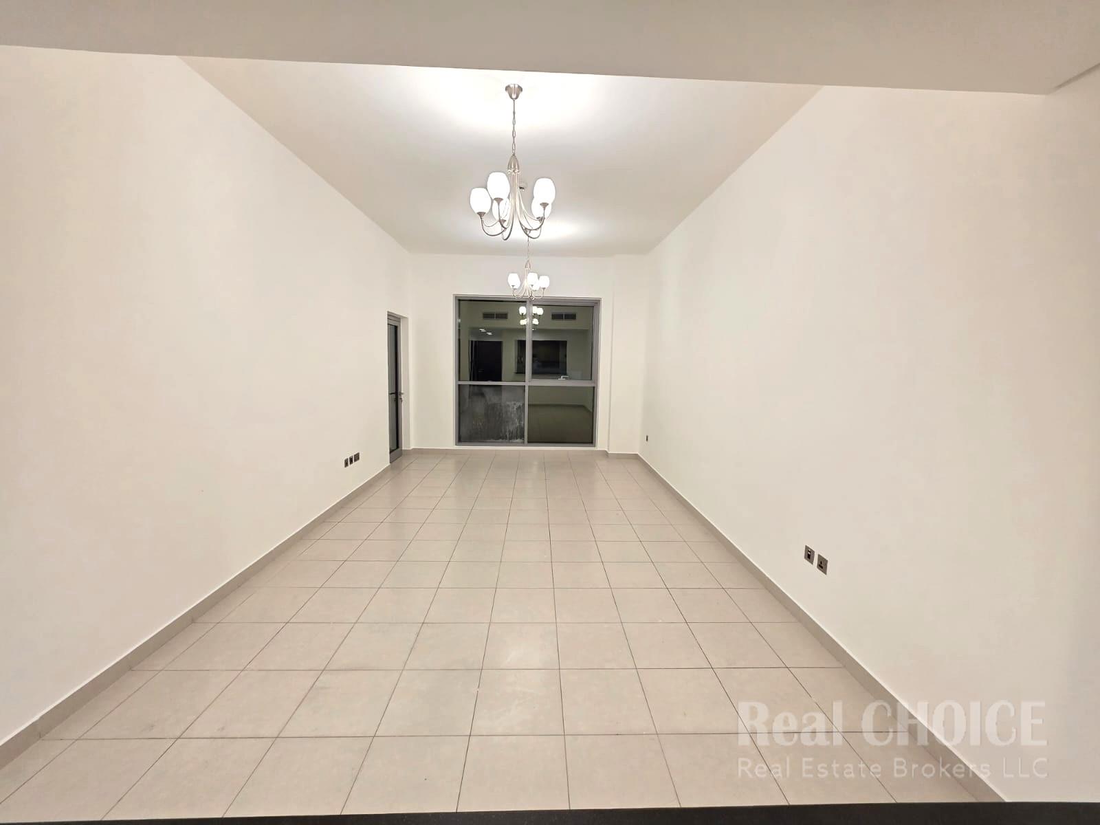 Skyline Retreat | Spacious 1-BR | Prime Location
