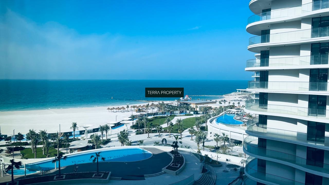 Luxury 2-Bedroom Unit Bay Residences