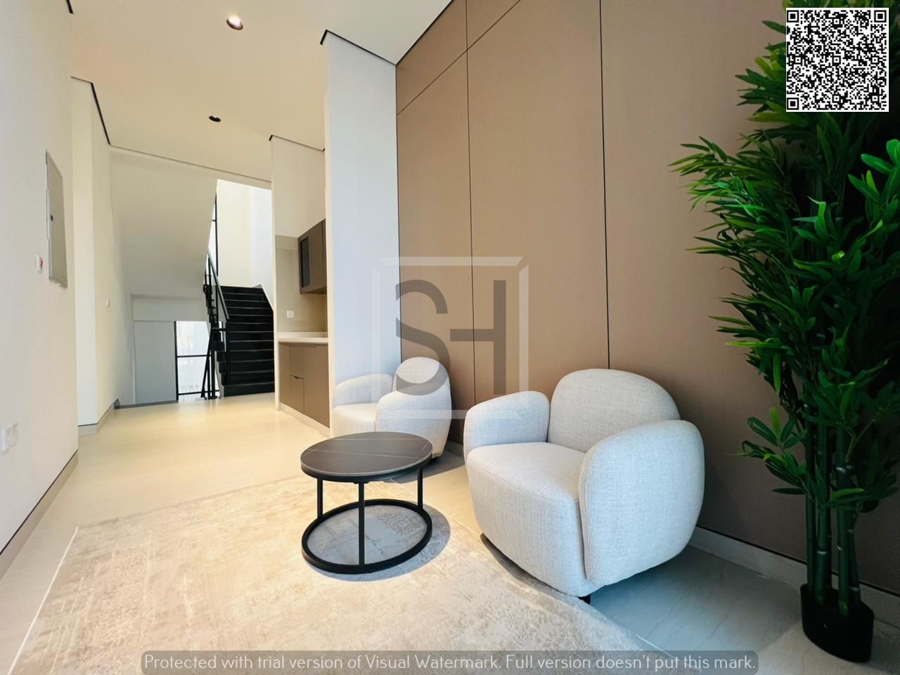 For sale: a fully furnished villa with a strategic location close to all services, schools, and shopping centers.