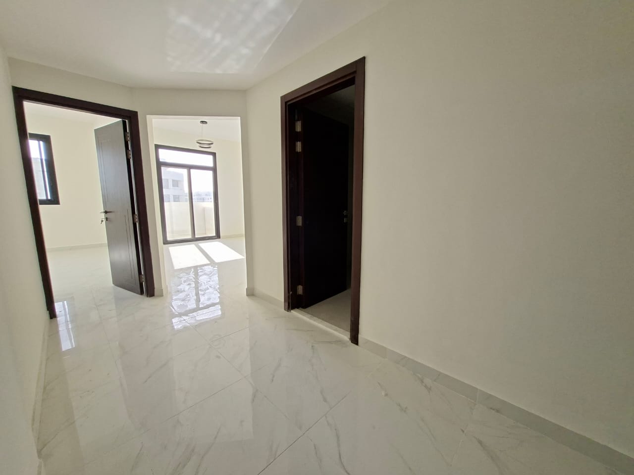 Brand new luxury 1bhk with balcony outside aljada area sharjah
