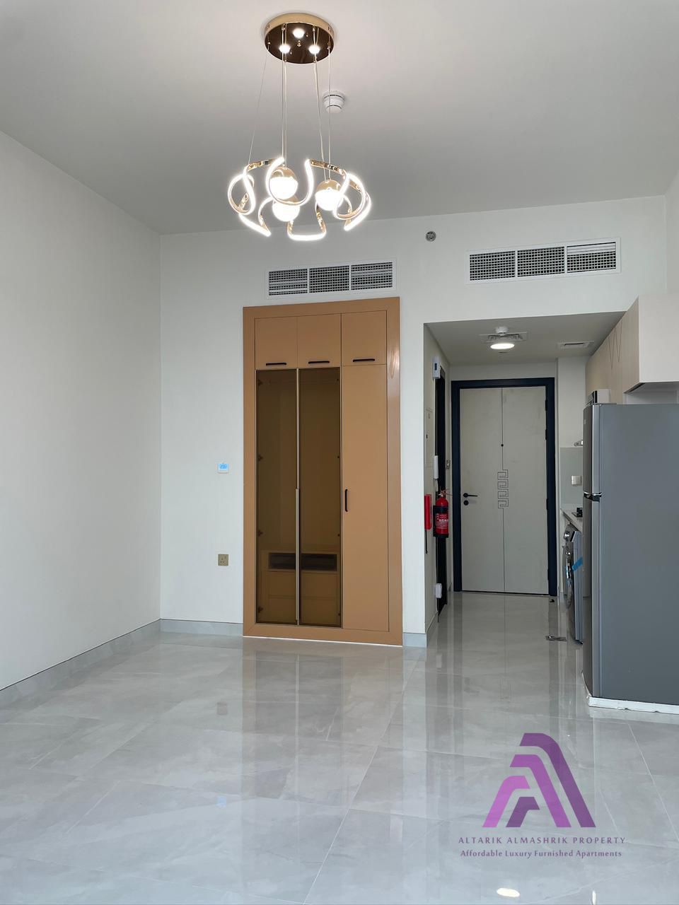 Studio for Rent – Skyz by Danube, Arjan