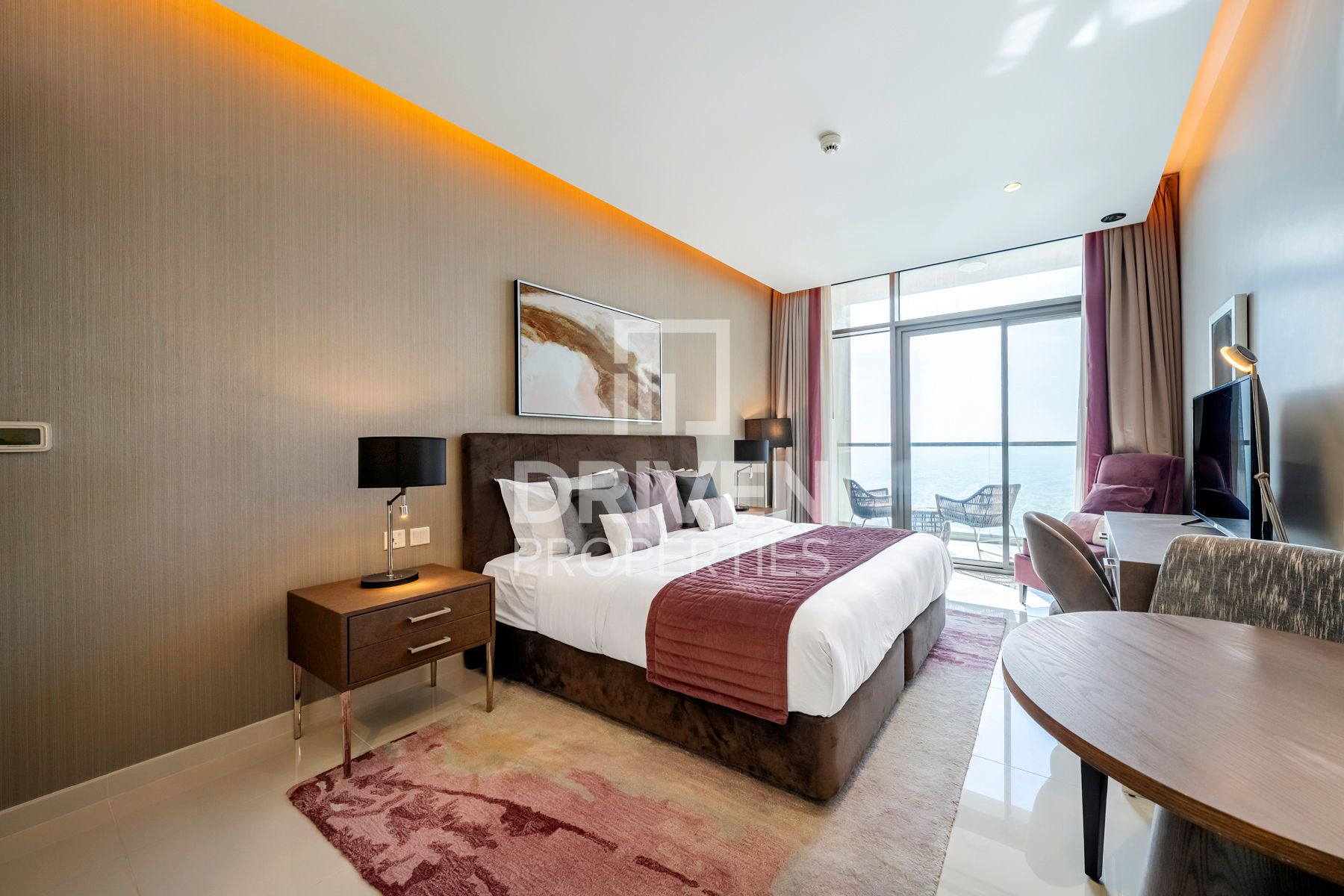 Exclusive Apt | Vacant and Fully Furnished