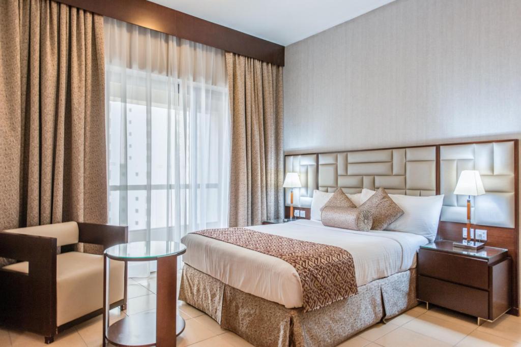 BEST RATE | GREAT LOCATION | FULLY FURNISHED