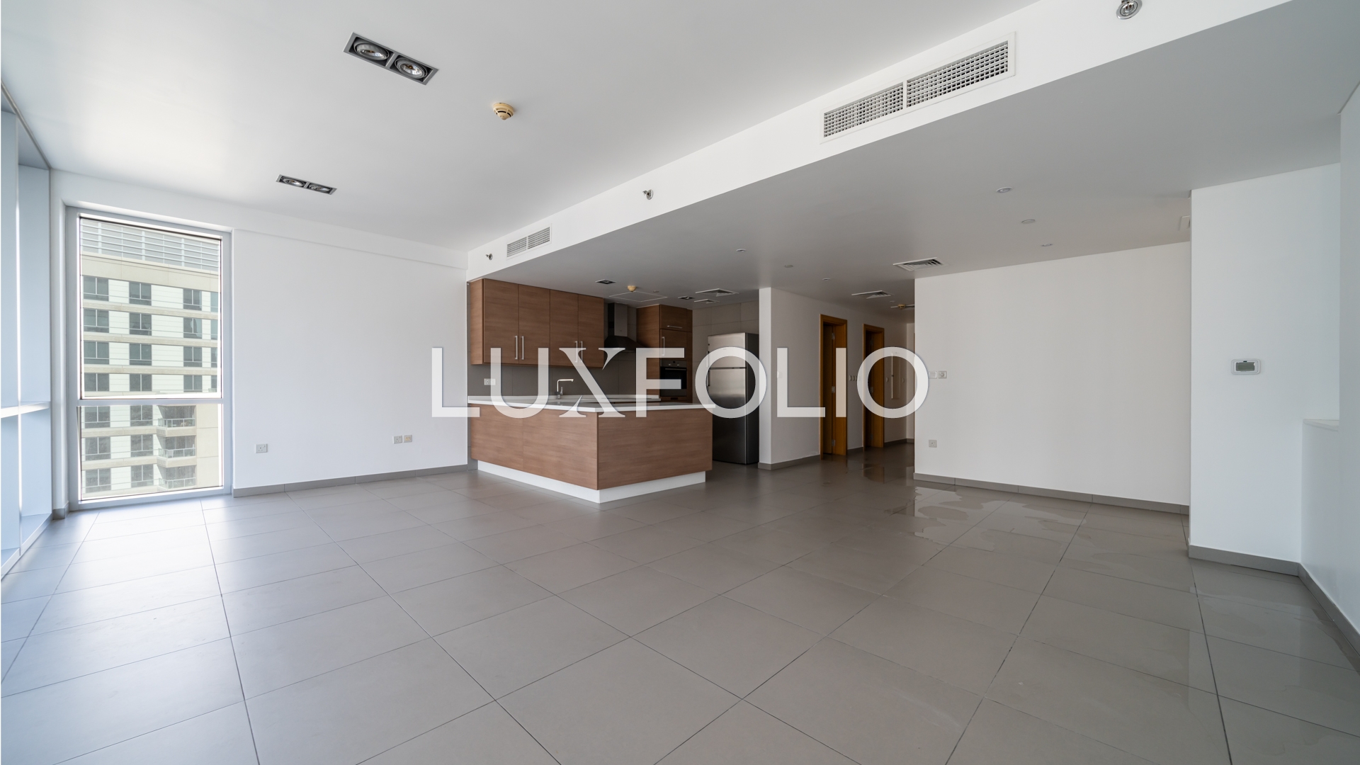 Vacant | Large Layout | White Goods Included