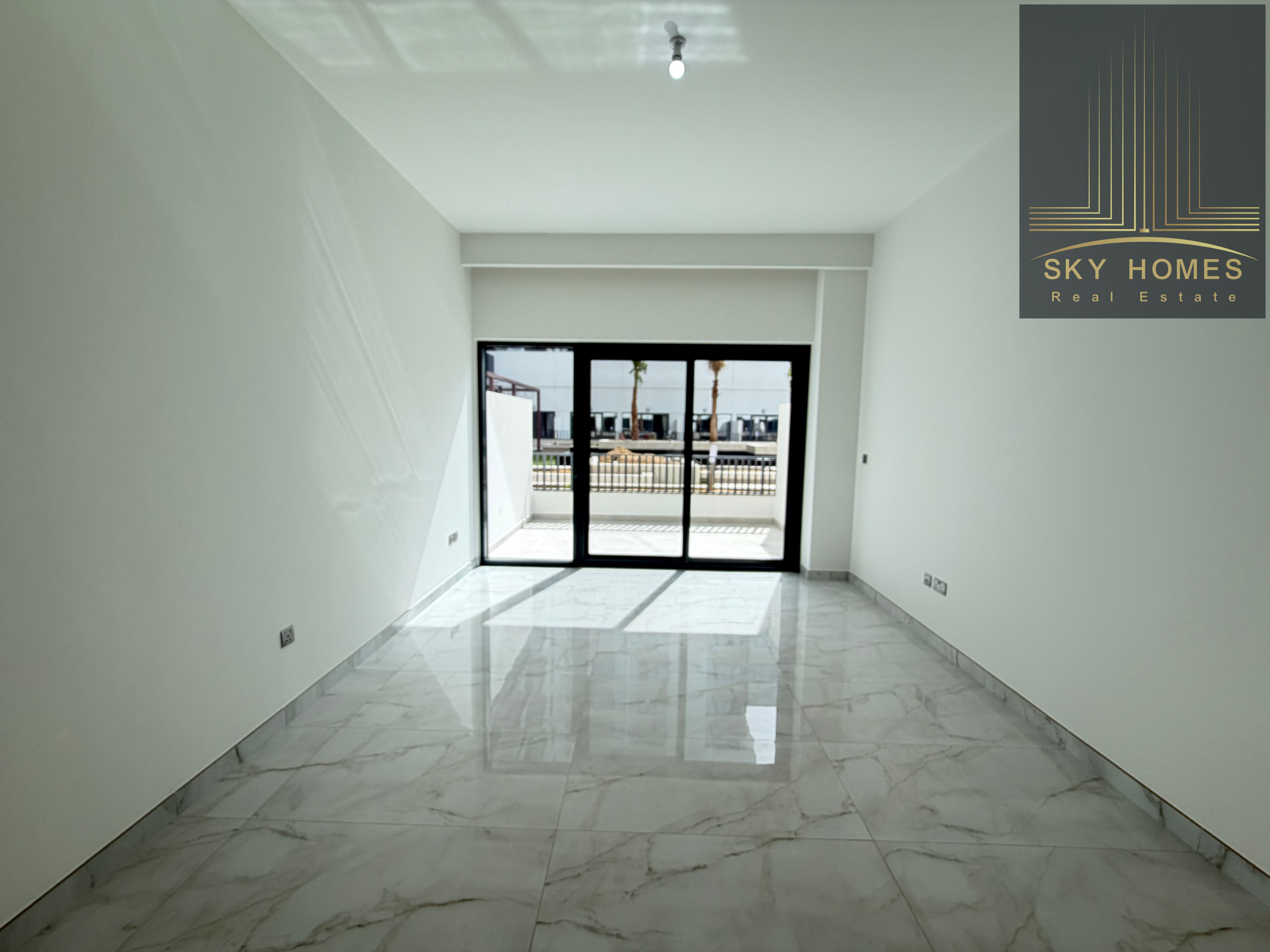 Hot Offer Chiller Free Brand new Apartment Available Huge Size Full open View Rent 58k