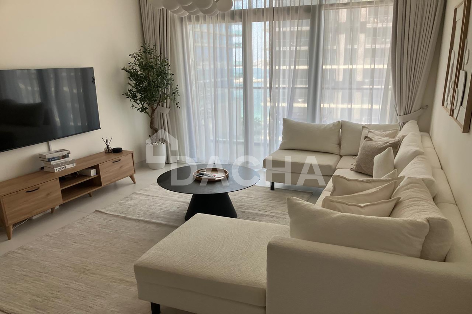 Fully Furnished | Chiller Free | Beach Access