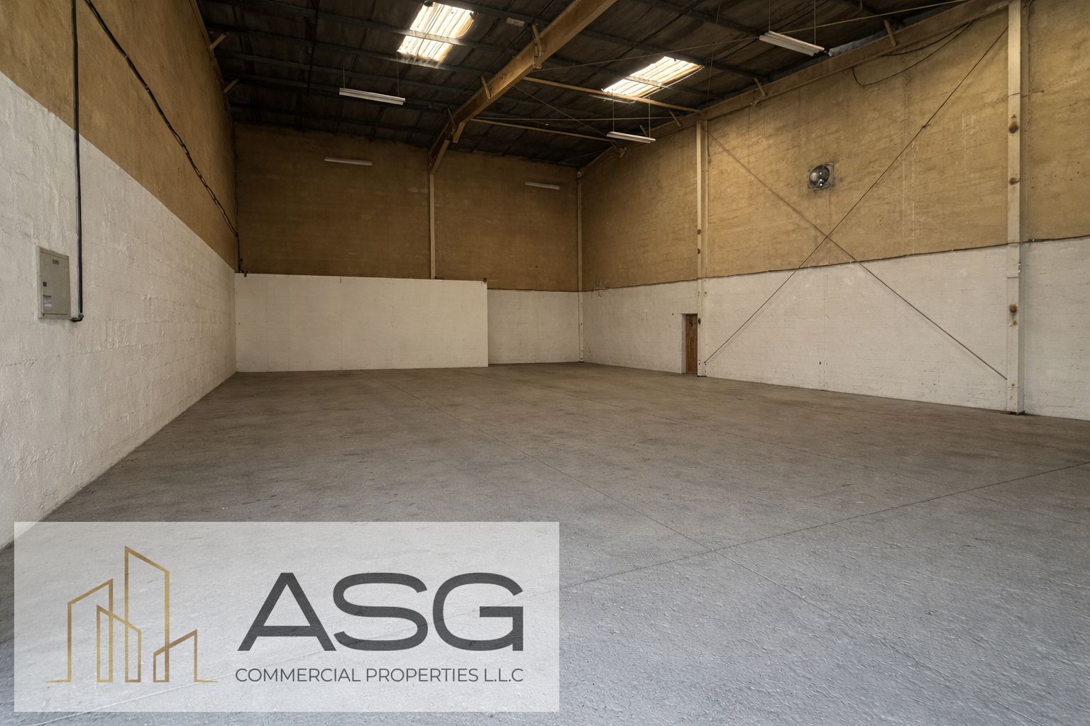 Prime Warehouse Space in Dubai Investment Park