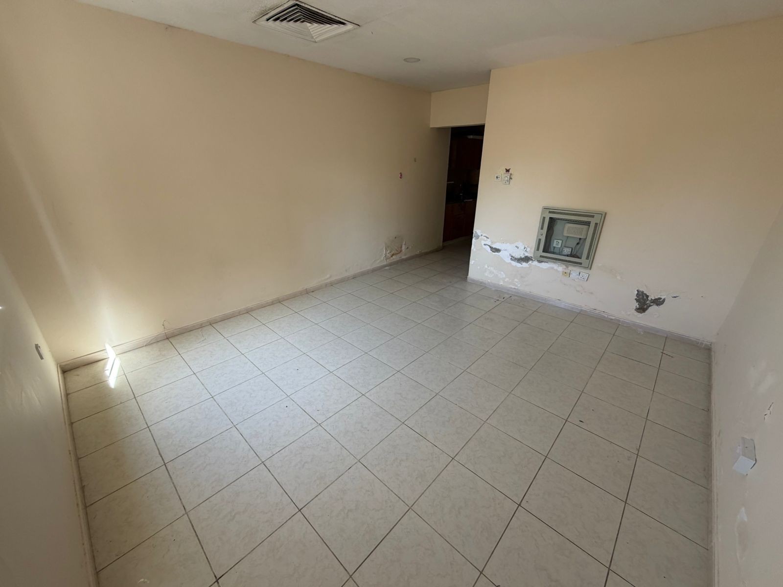 Spacious Ground Studio Rashidiya