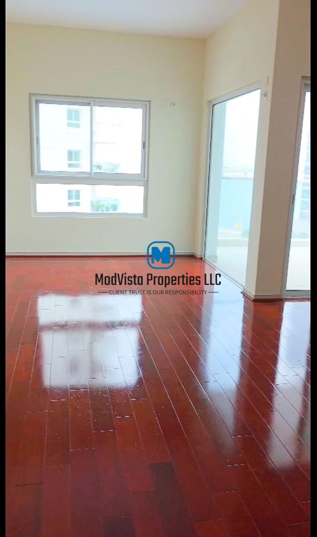 MODIFIED 4BHK+MAID UPGRADED 2 BALCONIES FLEXIBLE PAYMENT