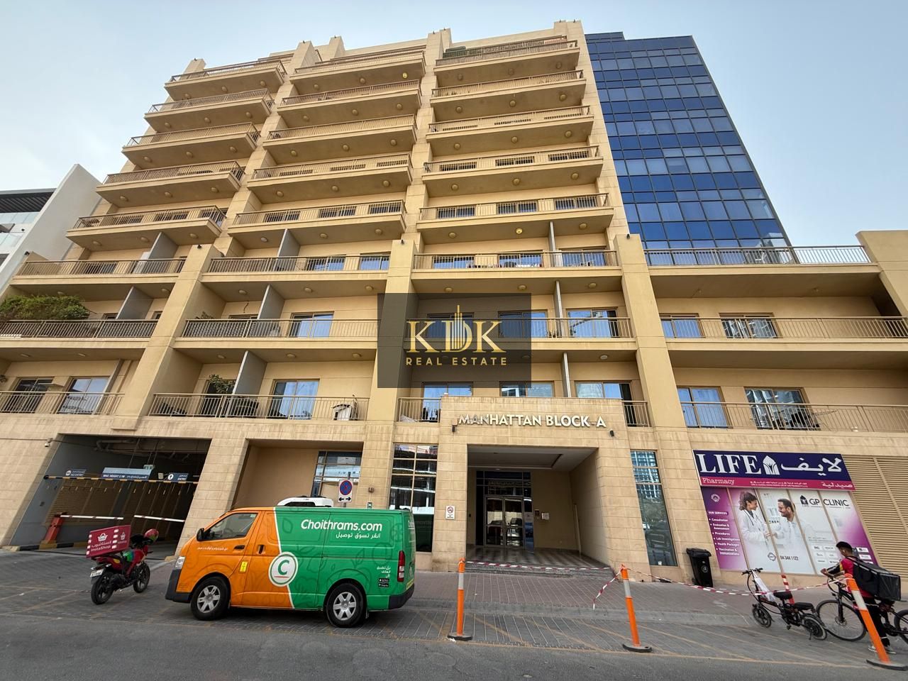 1 bed | Best Ammenities | Spacious