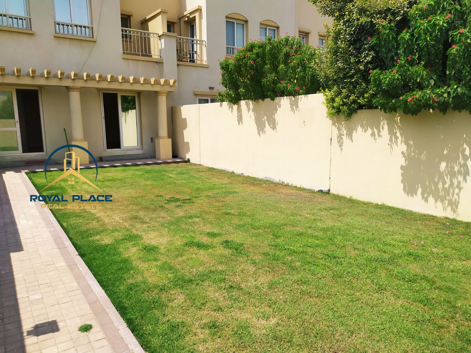 SPACIOUS | WELL MAINTAINED | QUITE PLACE |