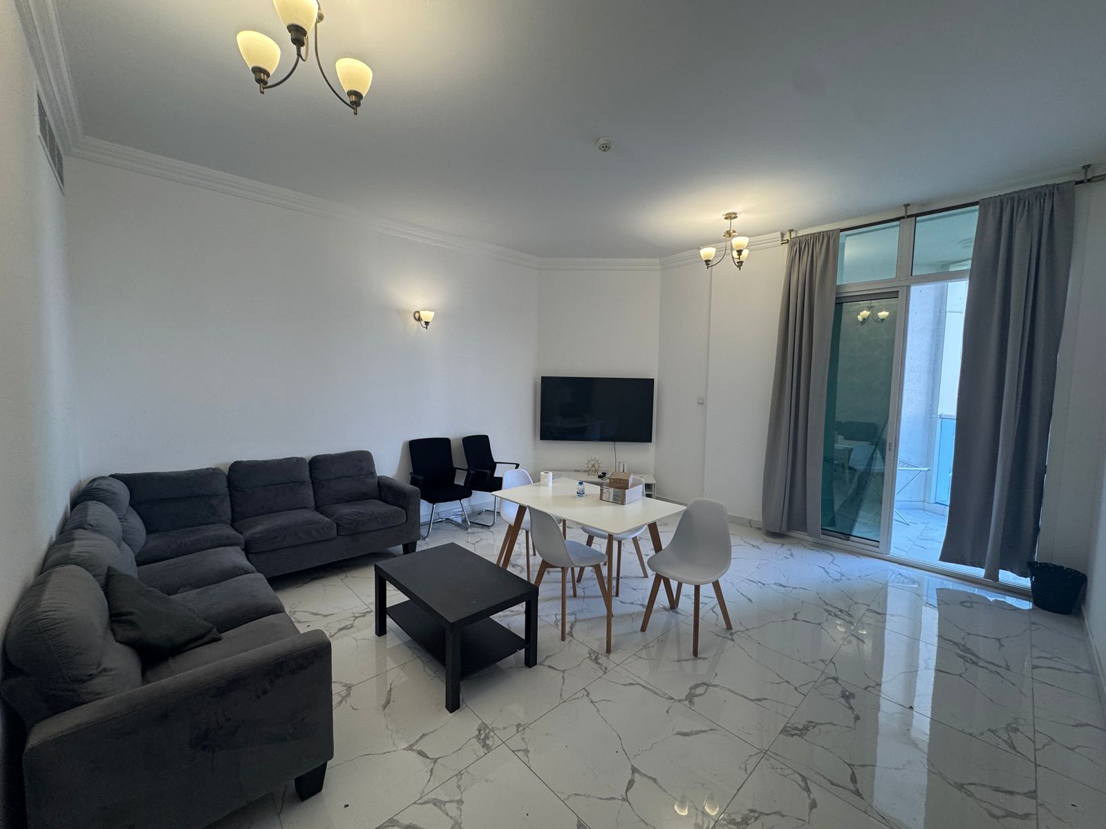 Furnished and with parking, Oasis Towers offers excellent views, flexible payment options, and is close to all services with easy access to Dubai and
