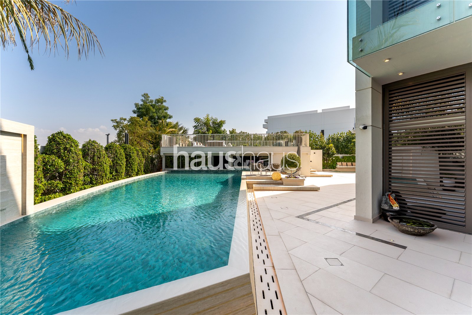 EXCLUSIVE | Corner Plot | Tranquil | VOT