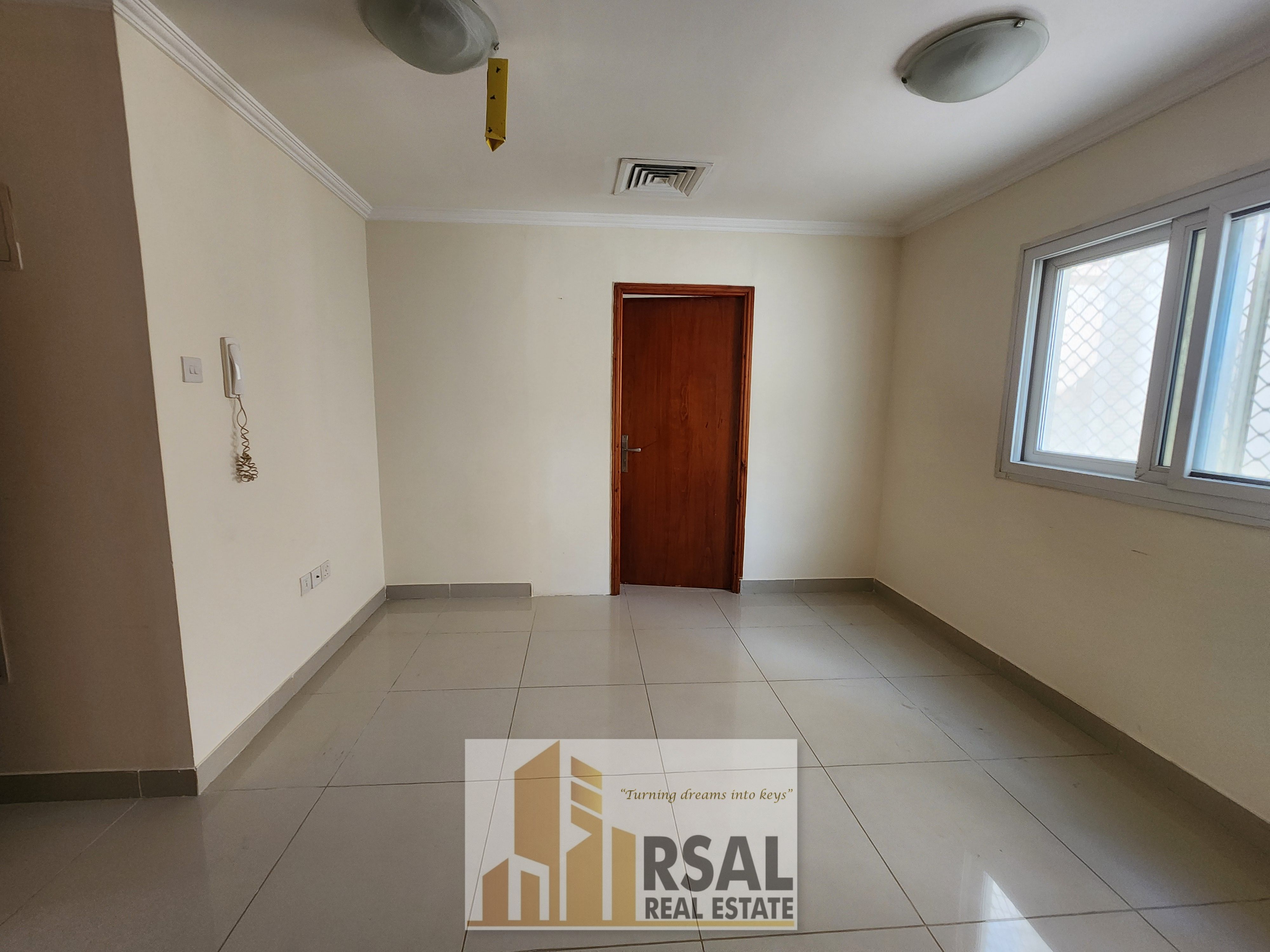 CLOSE TO SAFARI MALL ONE BEDROOM HALL JUST 30K RENT