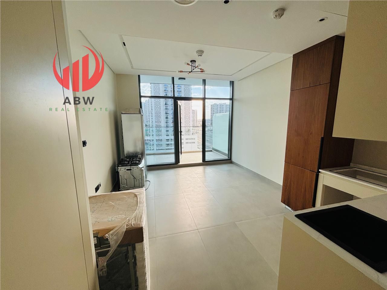 Brand-New Studio | Great Price | Near Metro