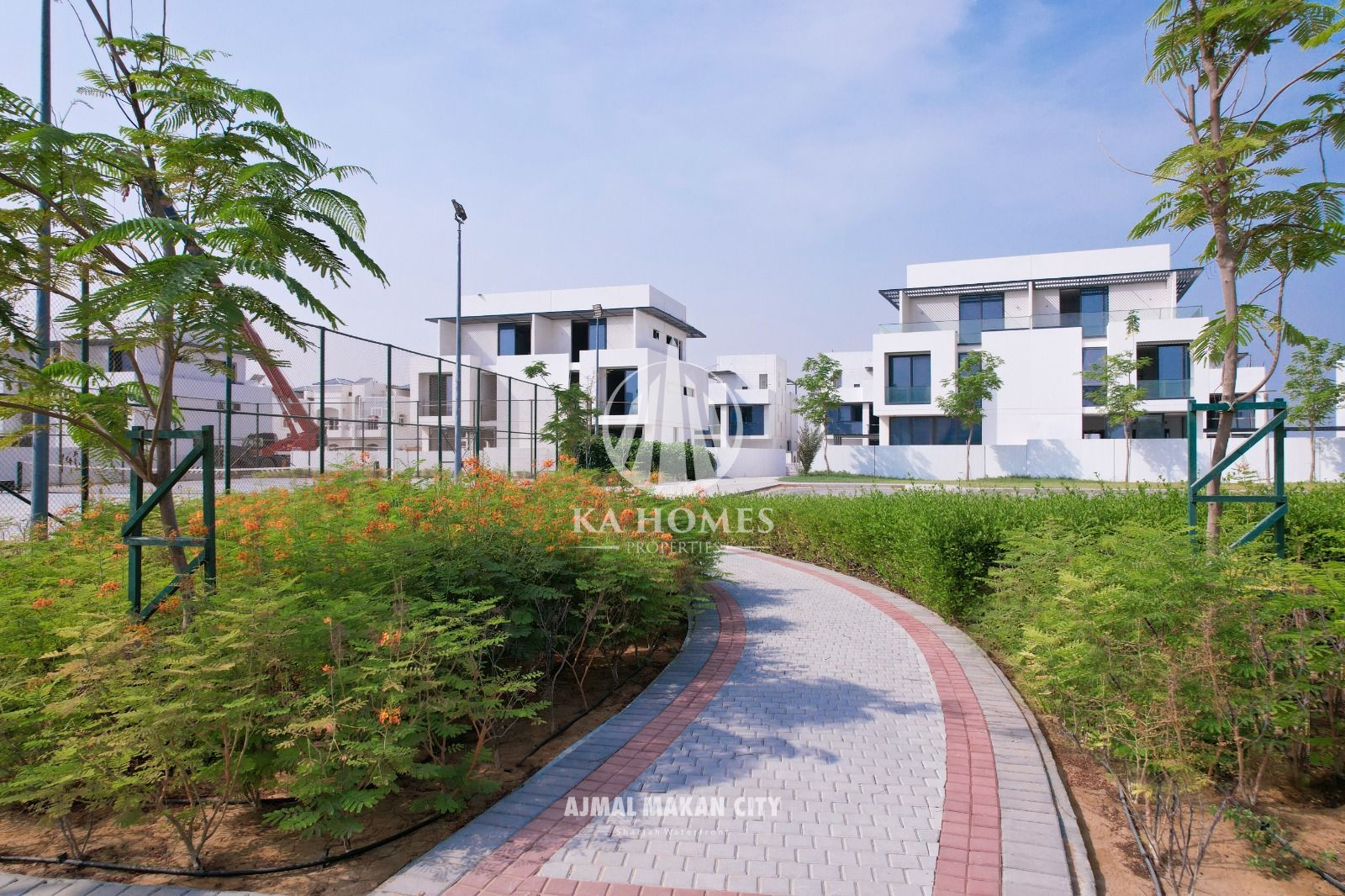 Panoramic Arabian Gulf Views with 4% Discount | Ready Villas – 4 Years Post-Handover Plan | 4 Years Free Service Charges