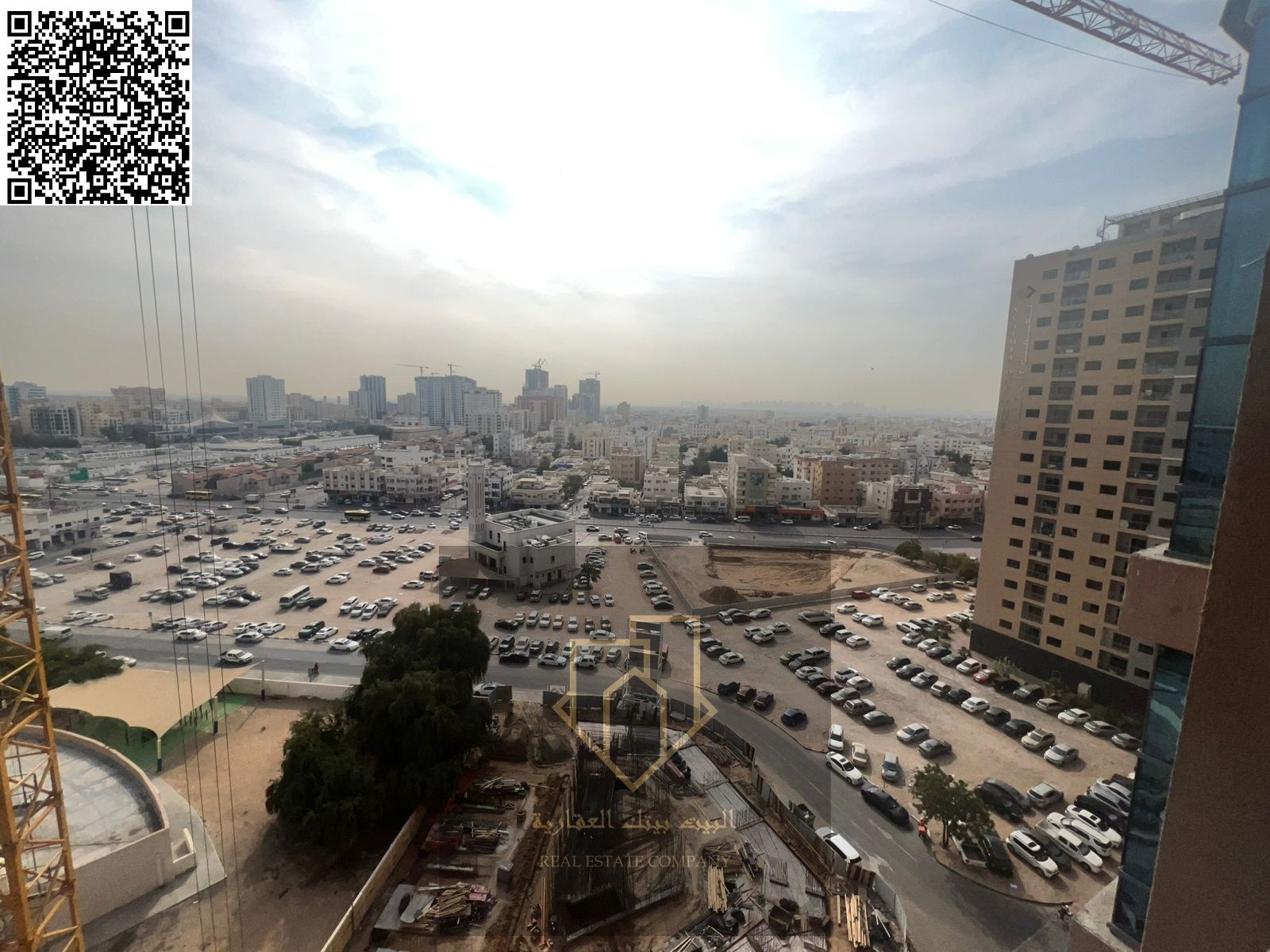 A prime location close to all services and transportation, spacious areas fully furnished and ready to move in, a very competitive price, a fully serv