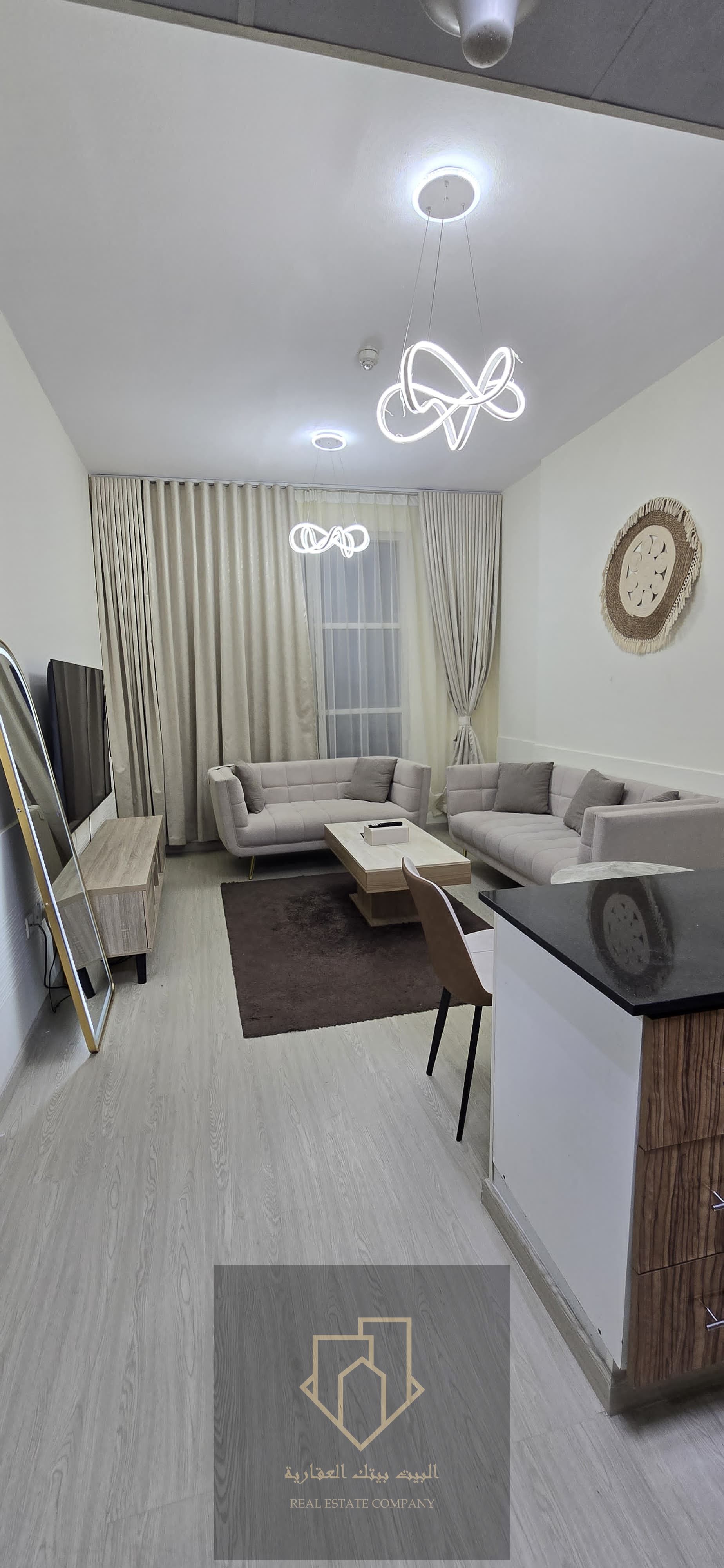 Bargain price | Super deluxe finishing | Excellent location | Guaranteed investment