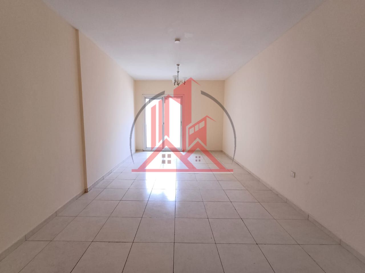 Spacious 1bhk with master bedroom | 5 Min walking distance from Dubai
