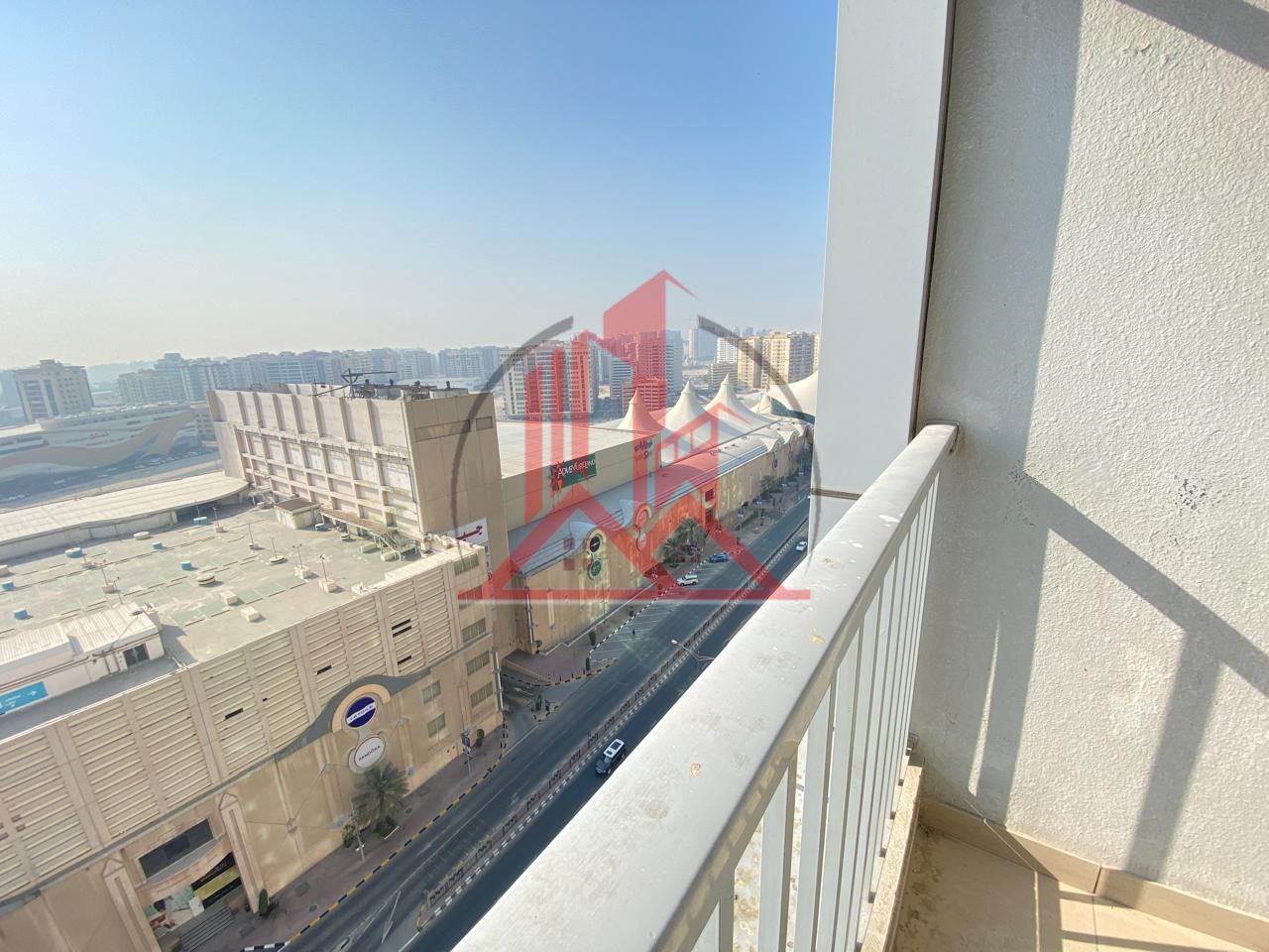 Spacious 2bhk with wardrobe | Ready to move apartment